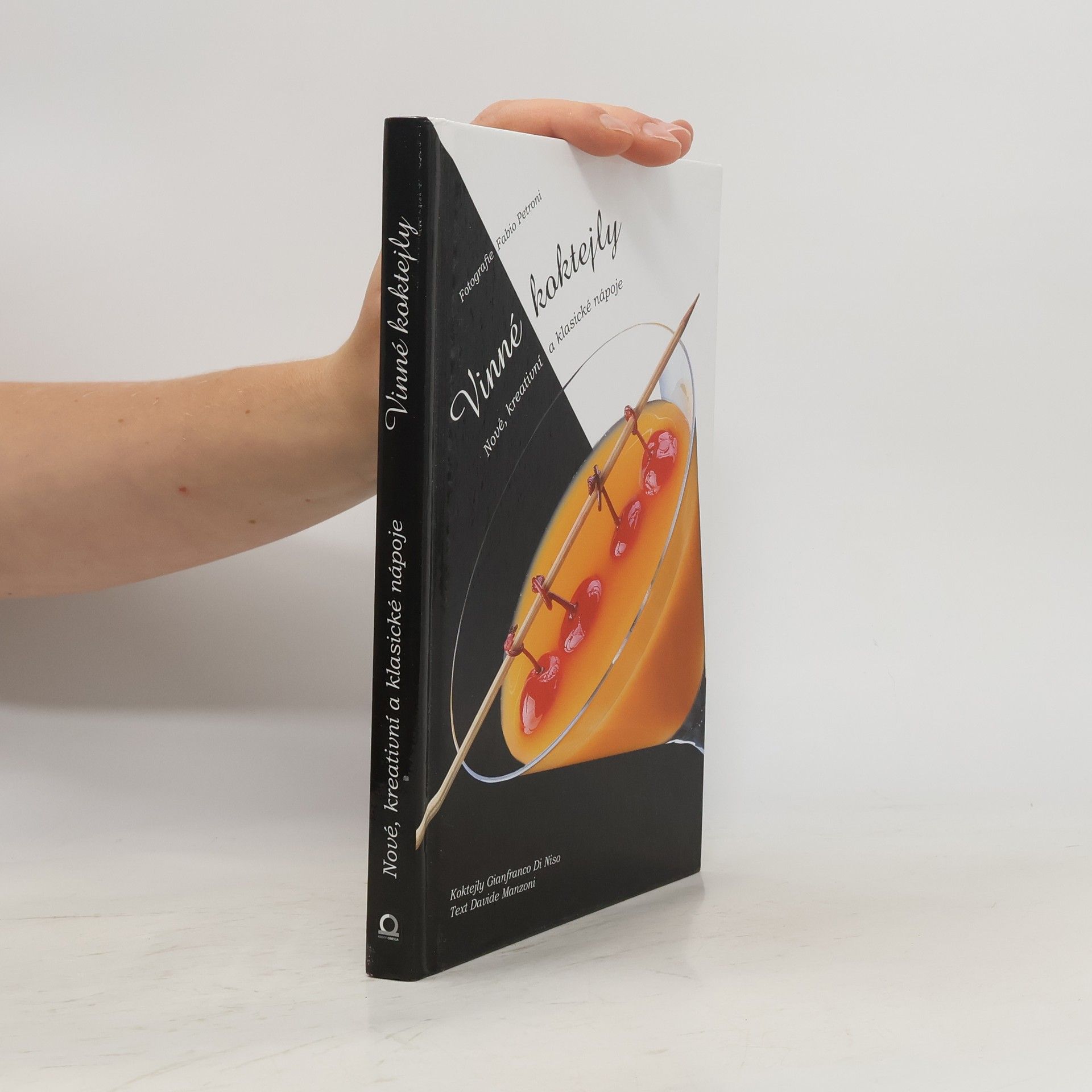 Vinné koktejly. Nové, kreativní a klasické nápoje