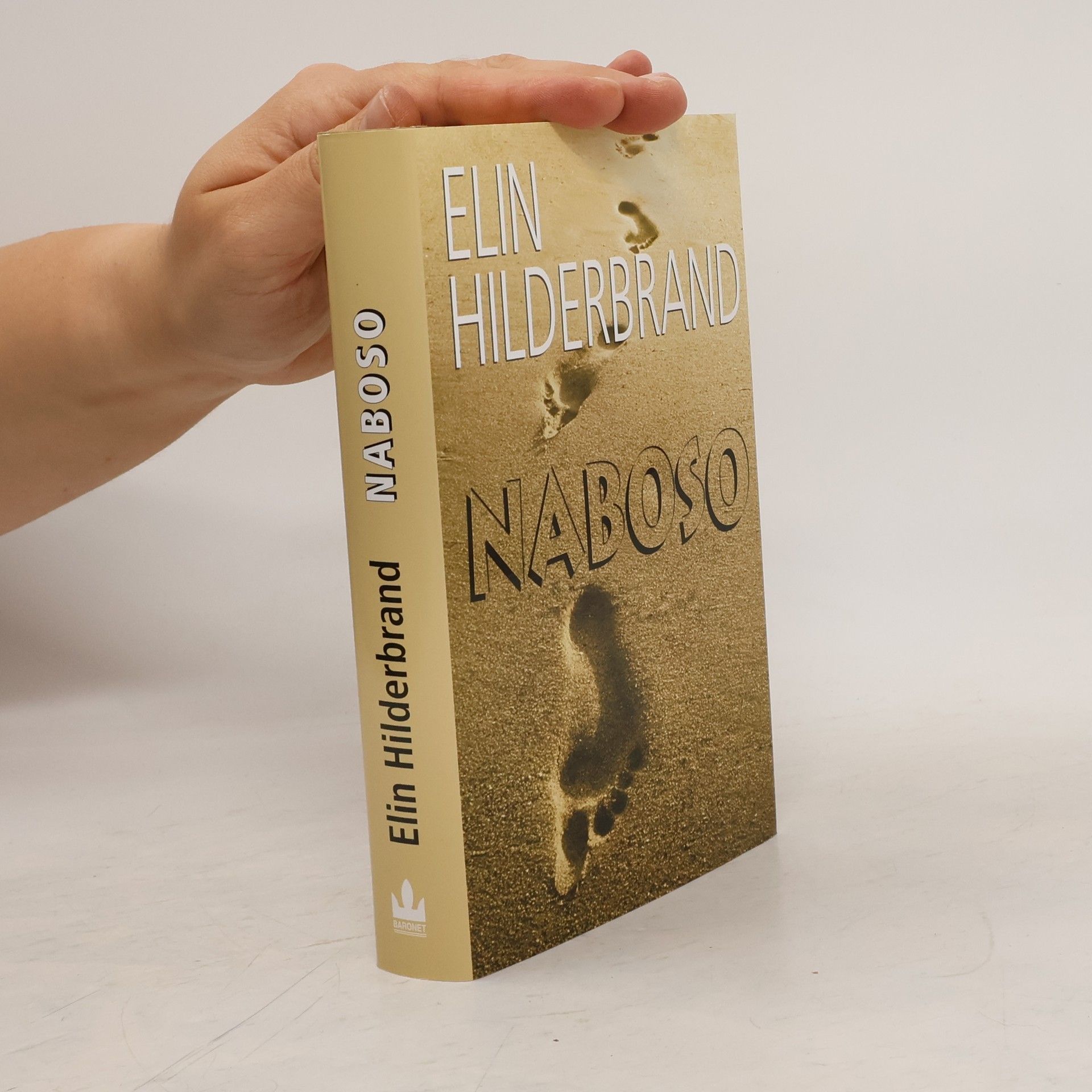 Elin Hilderbrand Naboso