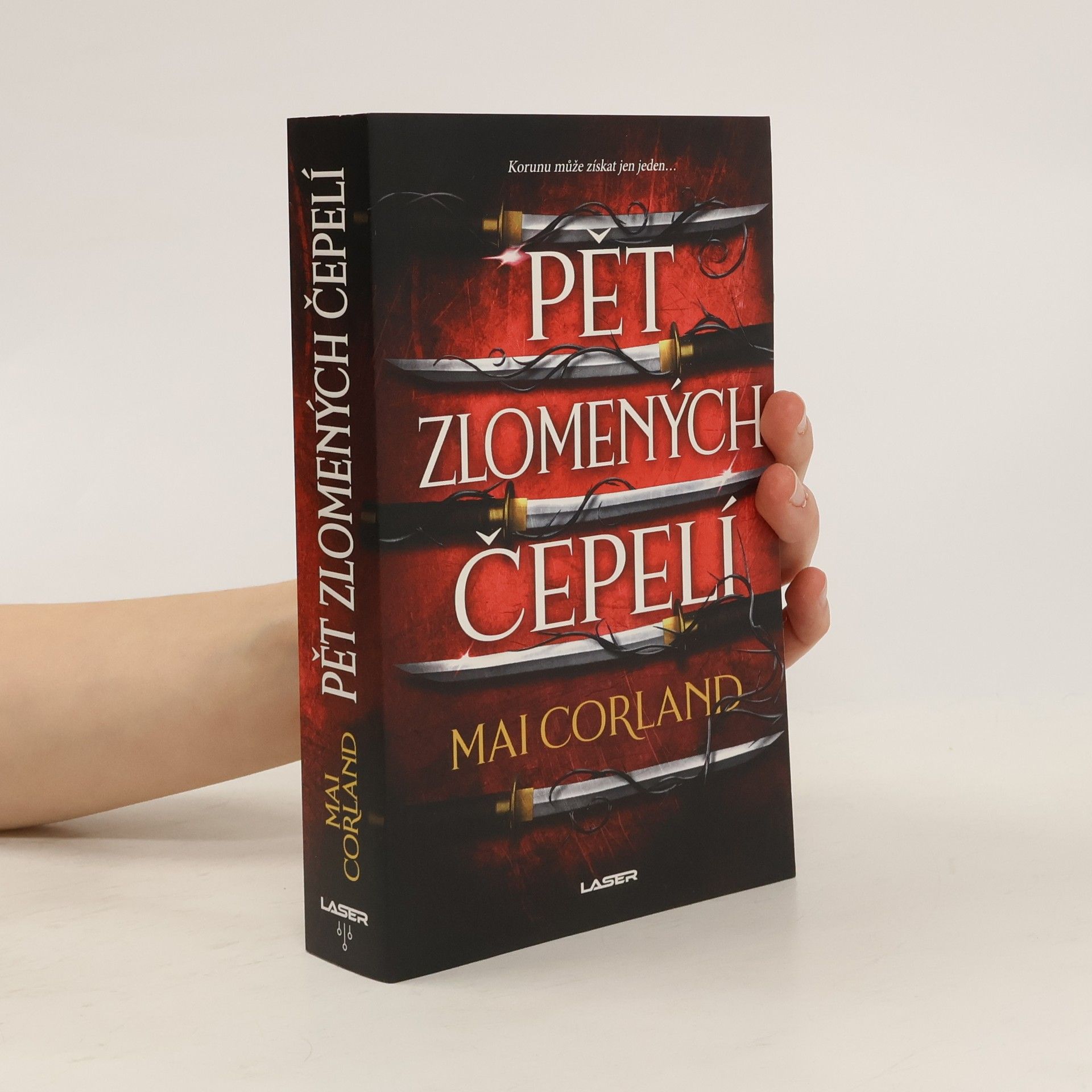 Mai Corland Pět zlomených čepelí