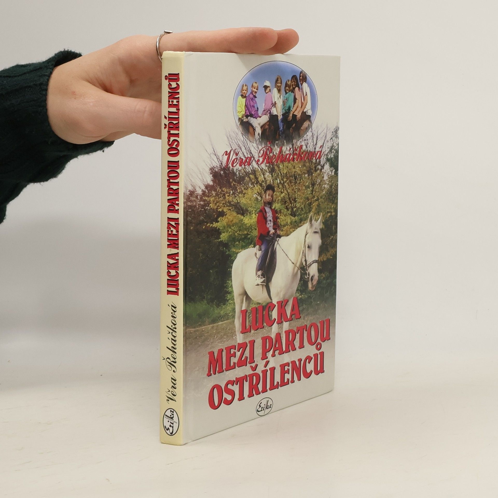 Věra Řeháčková Lucka mezi partou ostřílenců