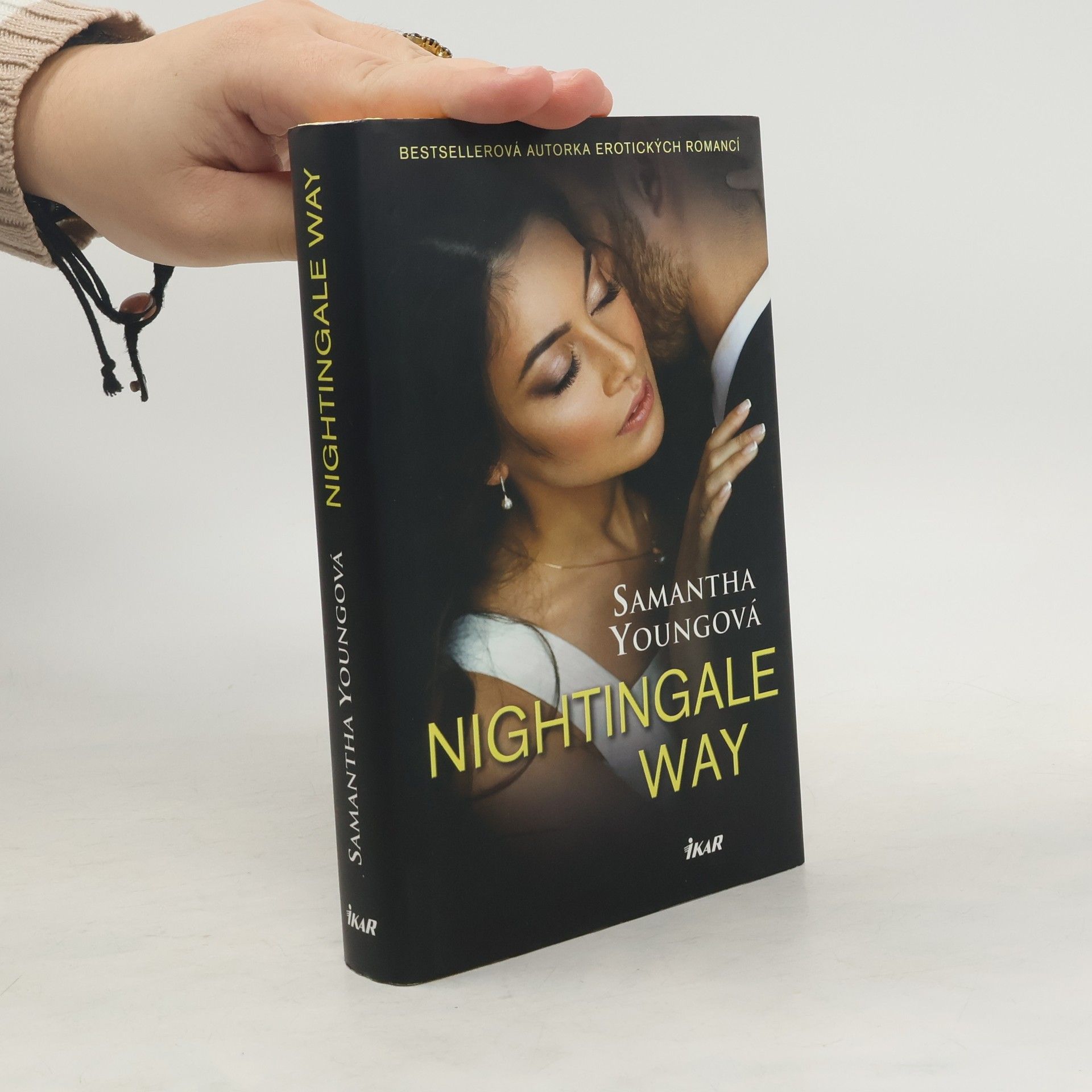 Samantha Young Nightingale Way