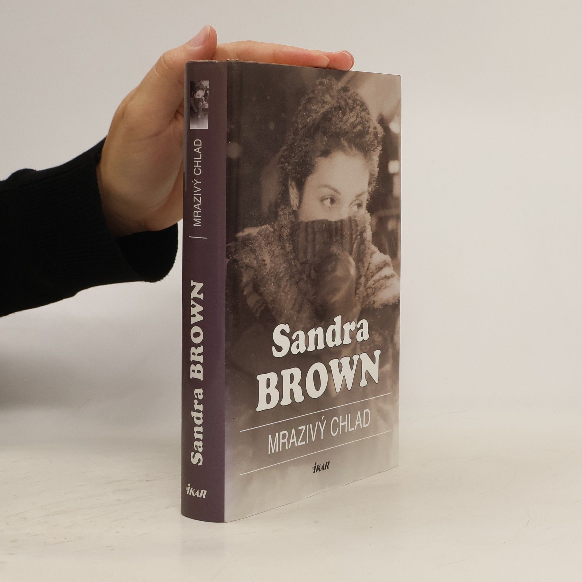 Sandra Brown Mrazivý chlad