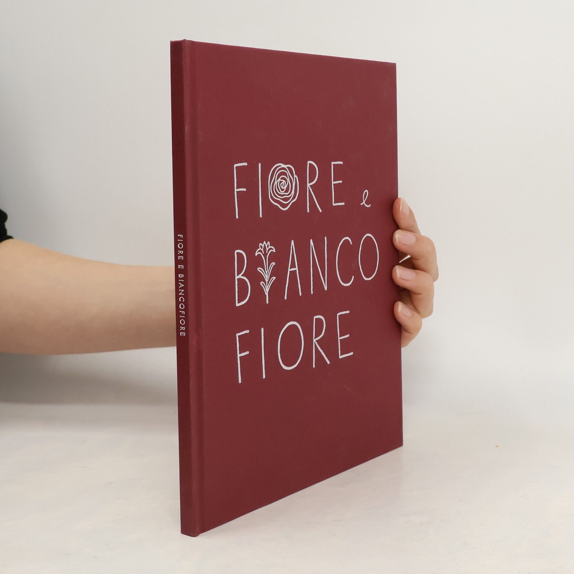 AA.VV. Fiore bianco fiore