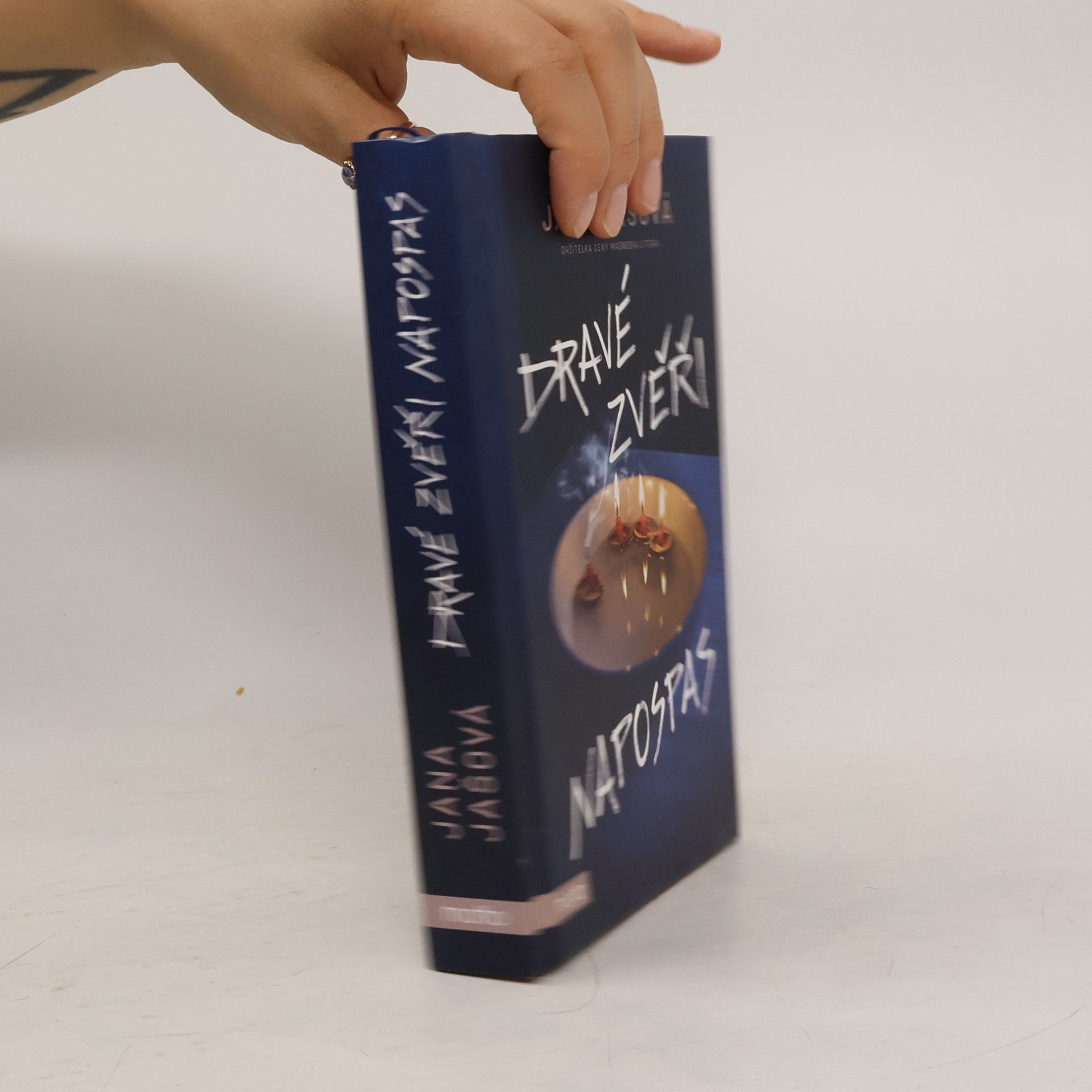 Jana Jašová Dravé zvěři napospas