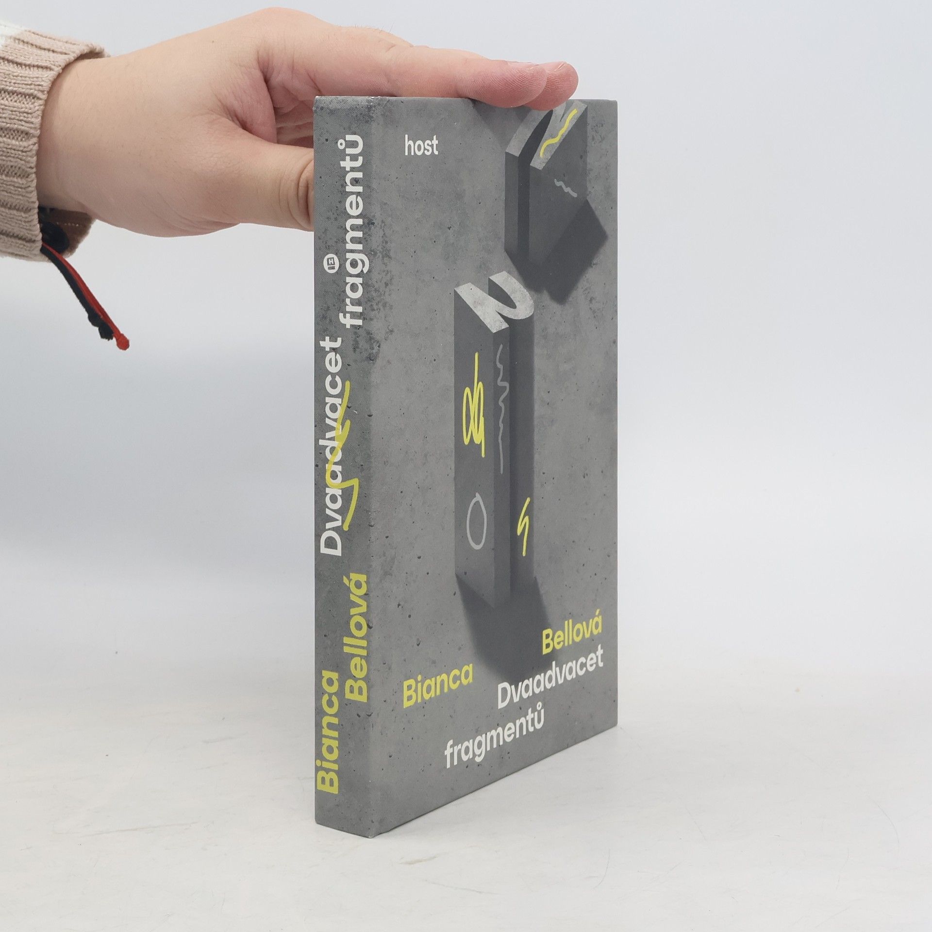 Bianca Bellová Dvaadvacet fragmentů