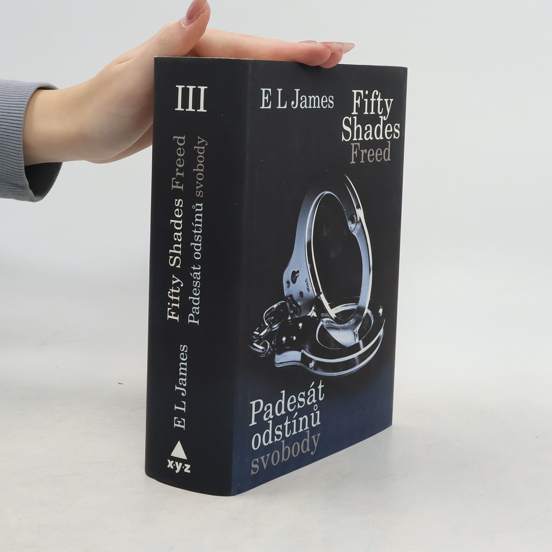 E. L. James Padesát odstínů svobody
