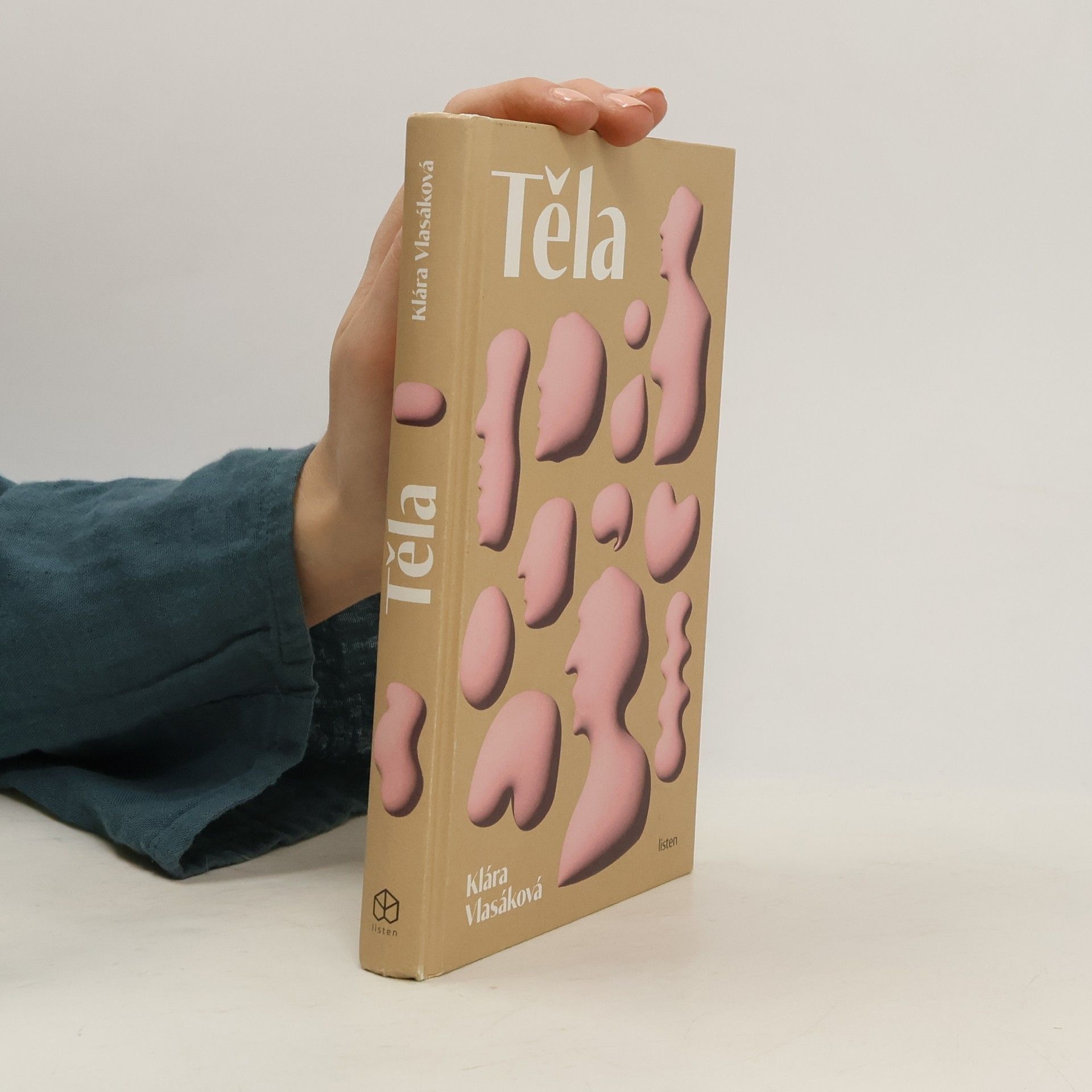 Klára Vlasáková Těla