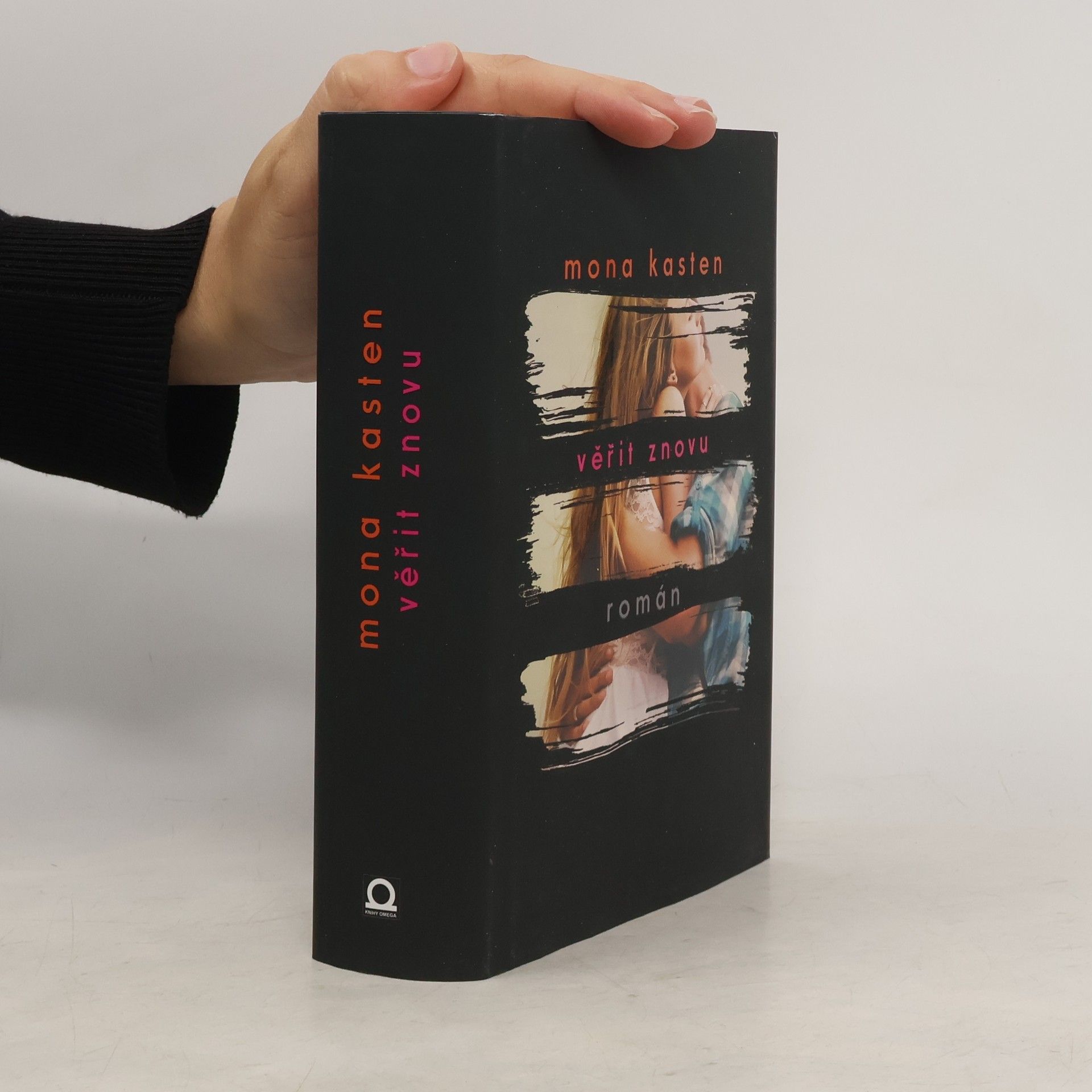 Mona Kasten Věřit znovu