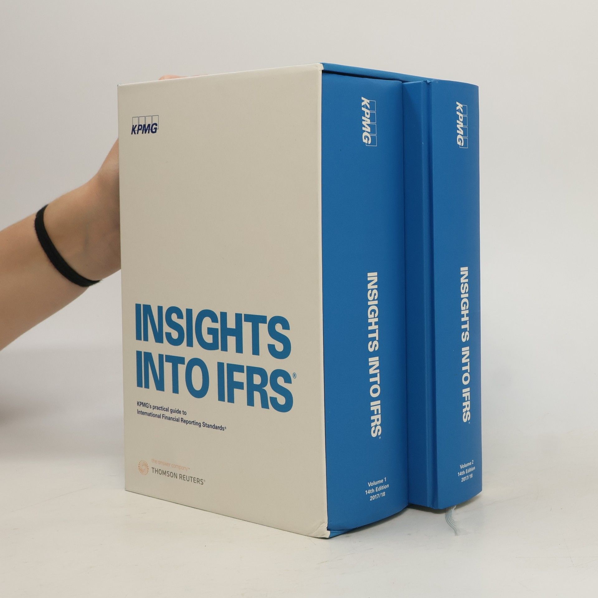 Collectif d'auteurs Insights into IFRS