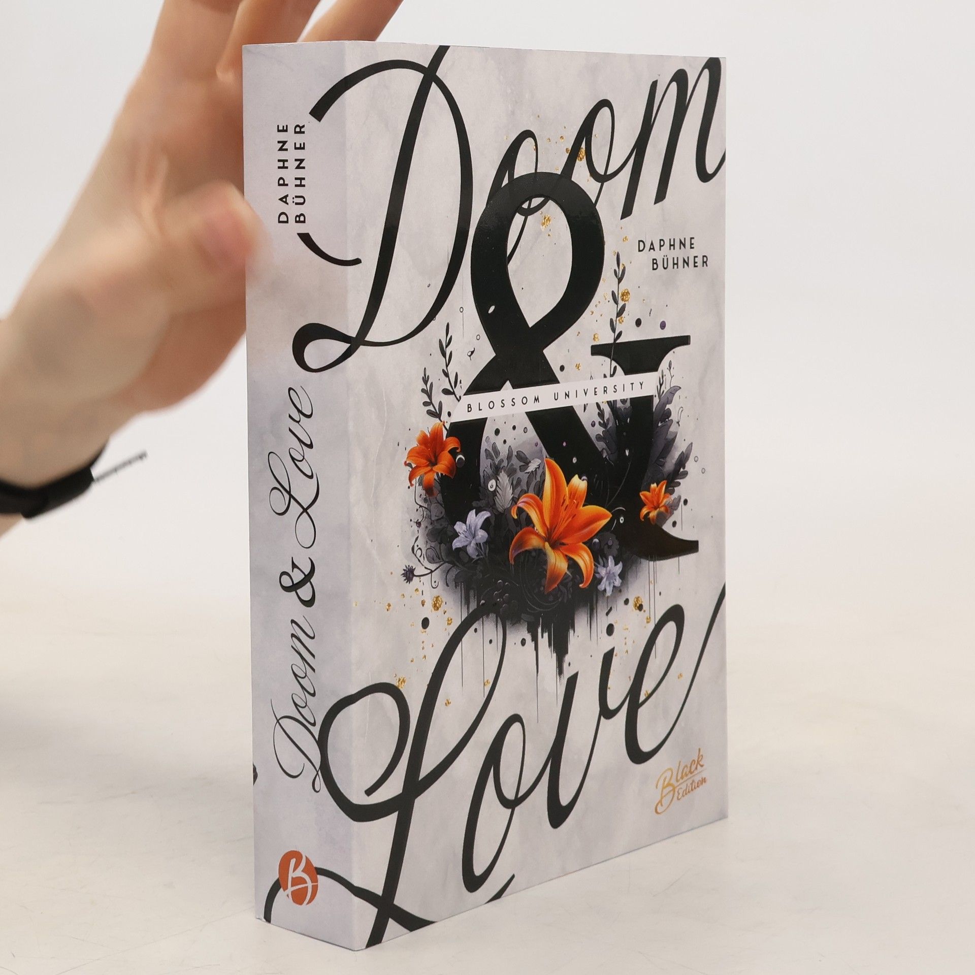 Daphne Bühner Doom & Love