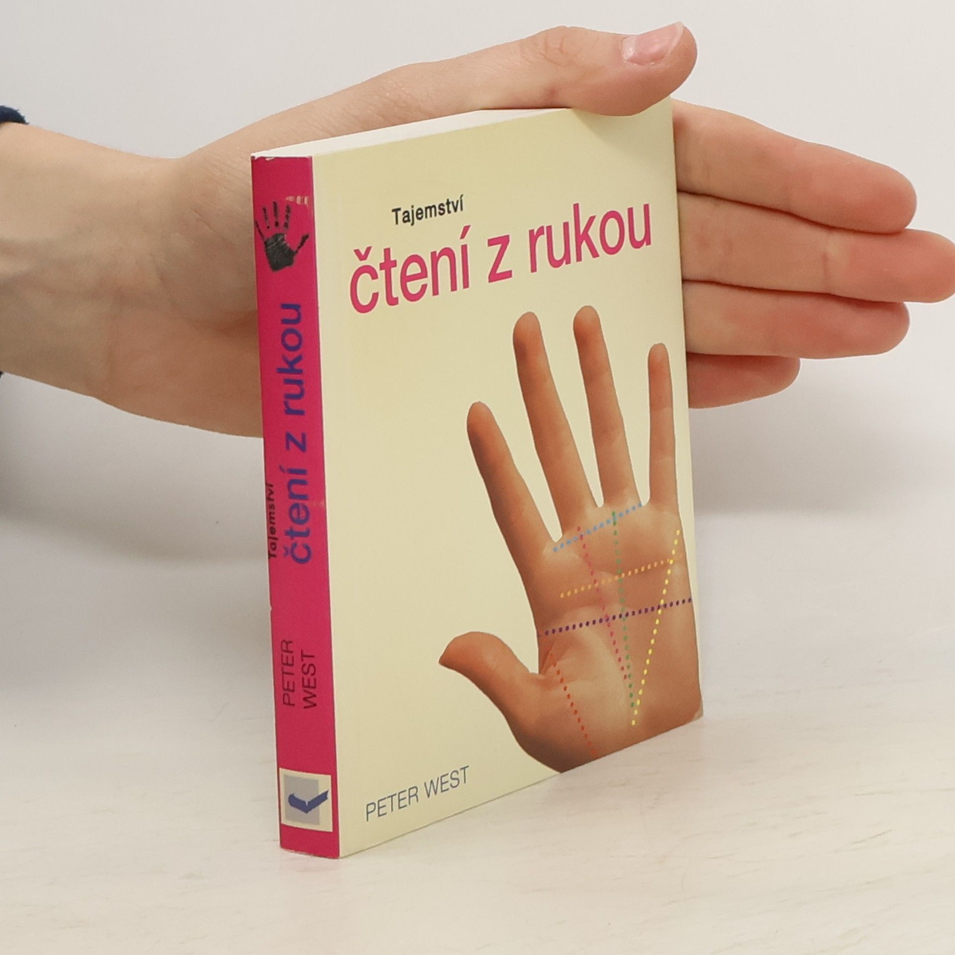 Tajemství čtení z rukou