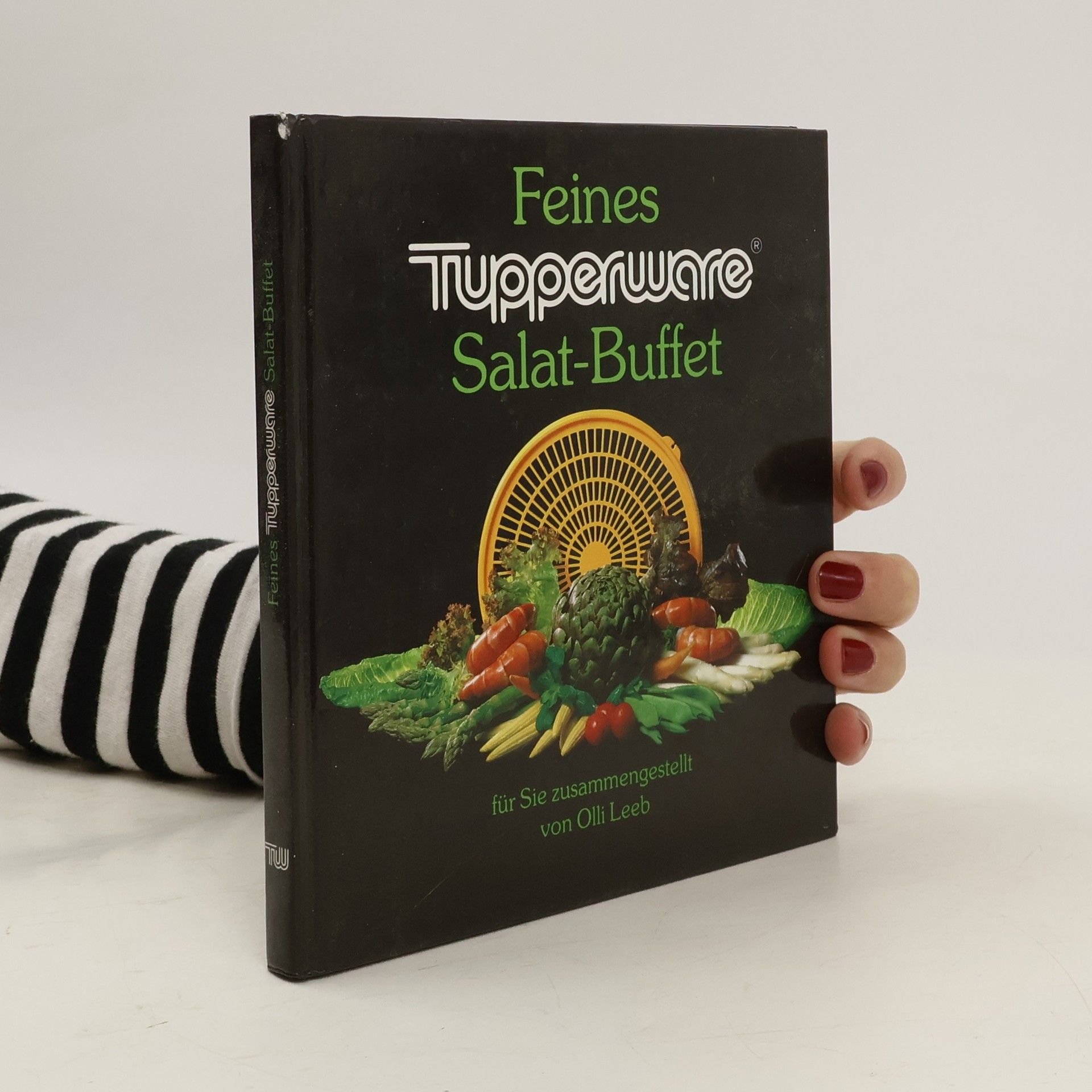 Olli Leeb Feines Tupperware Salat-Buffet