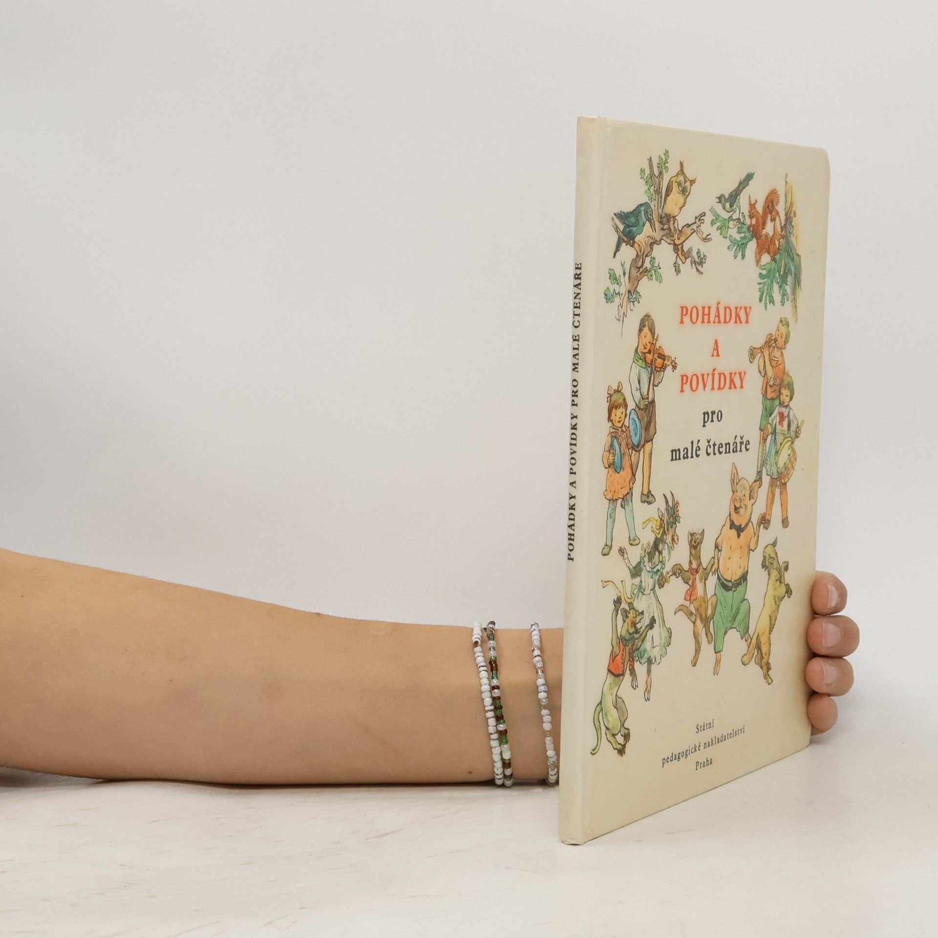 Jarmila Hřebejková Pohádky a povídky pro malé čtenáře