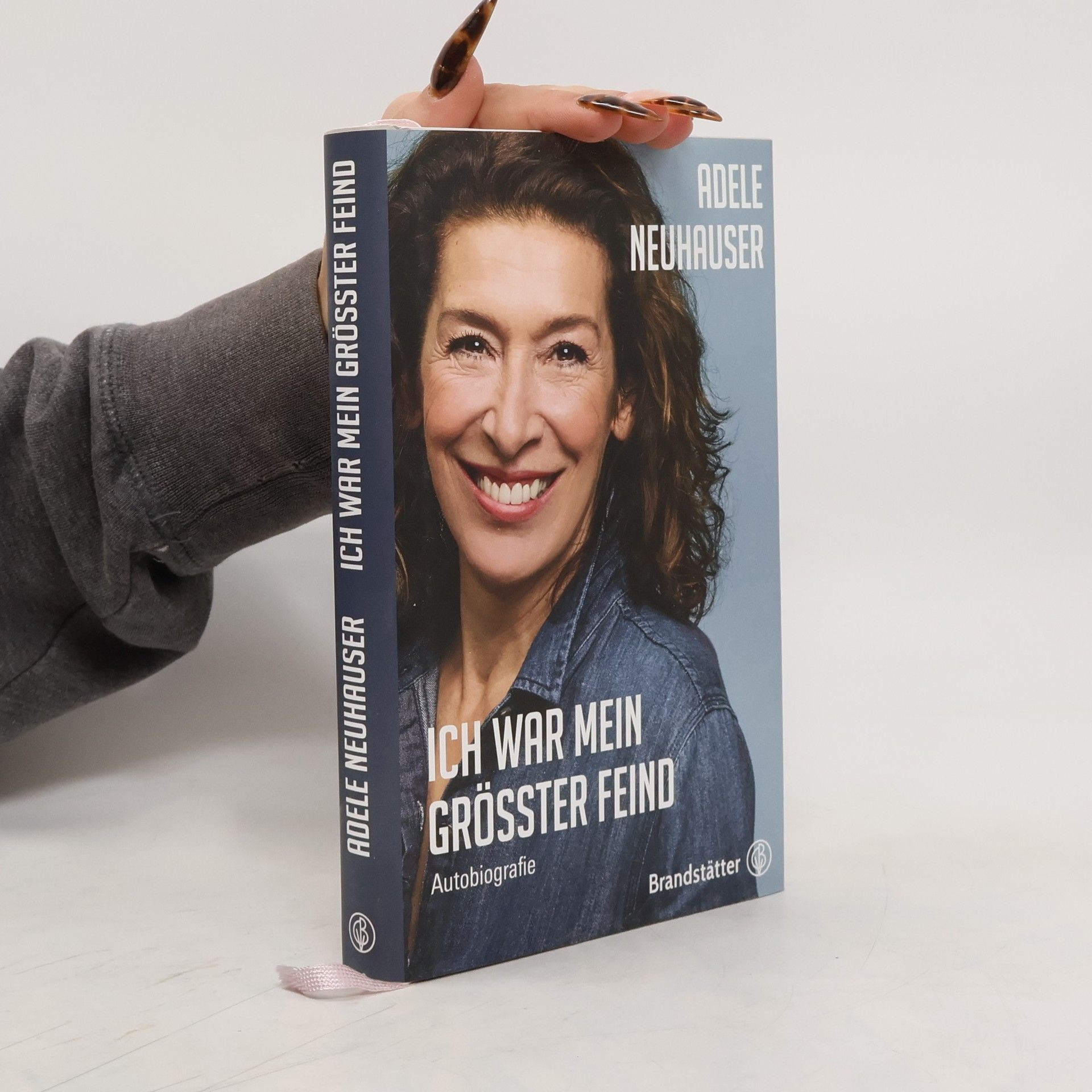 Adele Neuhauser Ich war mein größter Feind