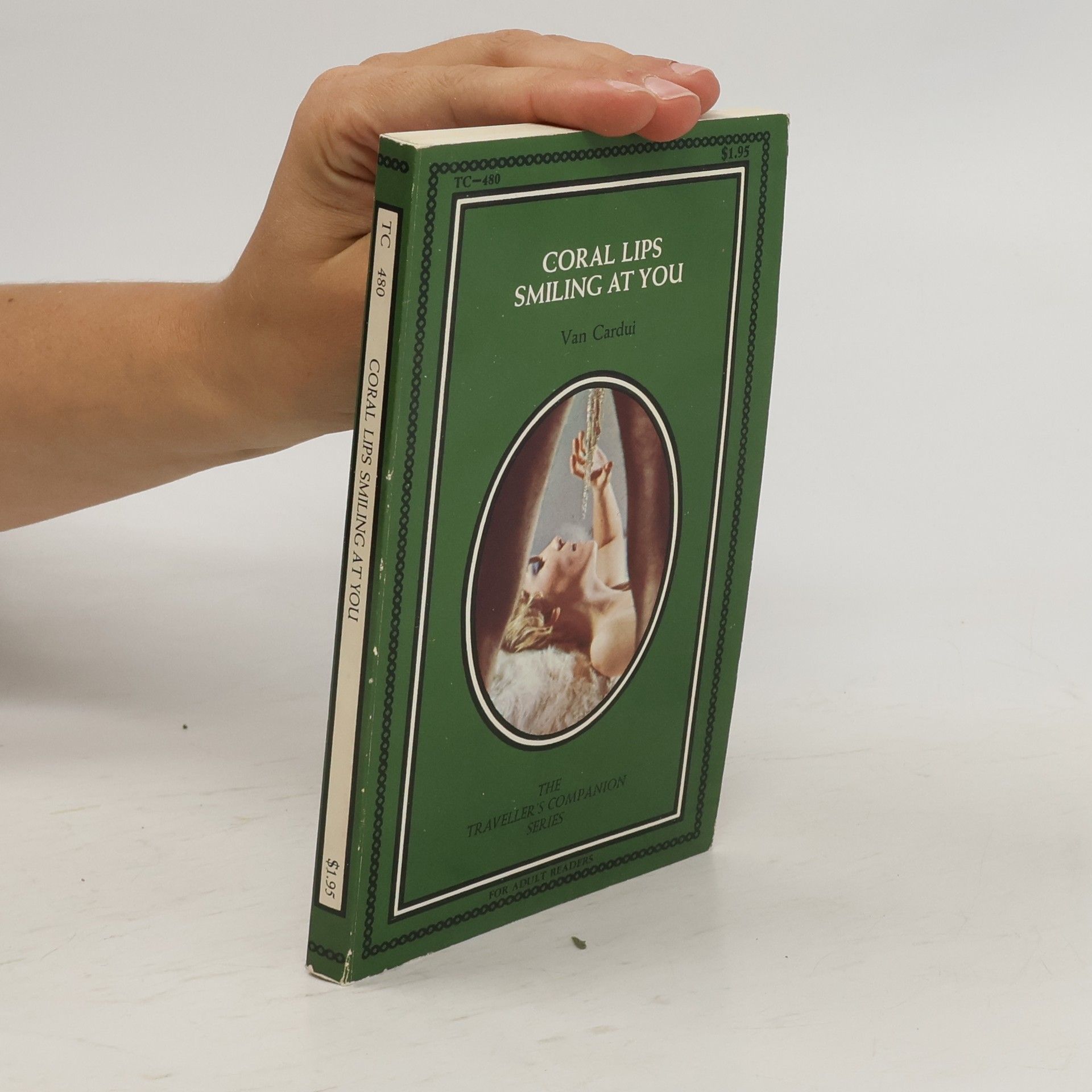 Van Cardui Coral Lips Smiling at You