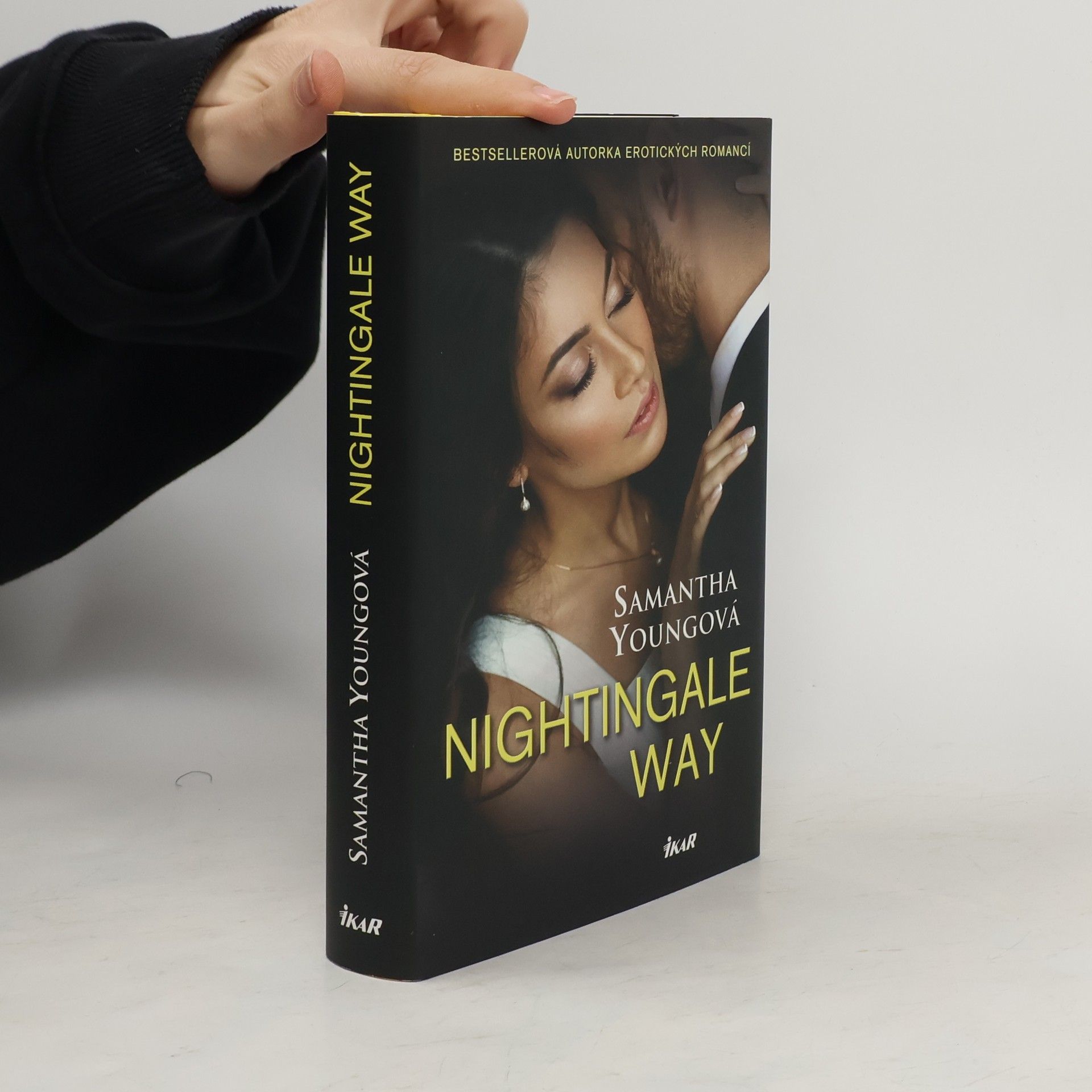 Samantha Young Nightingale Way