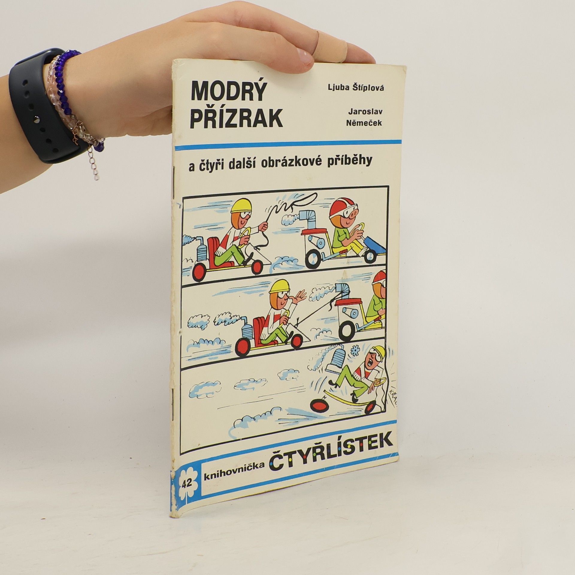 Ljuba Štíplová Čtyřlístek 42. Modrý přízrak