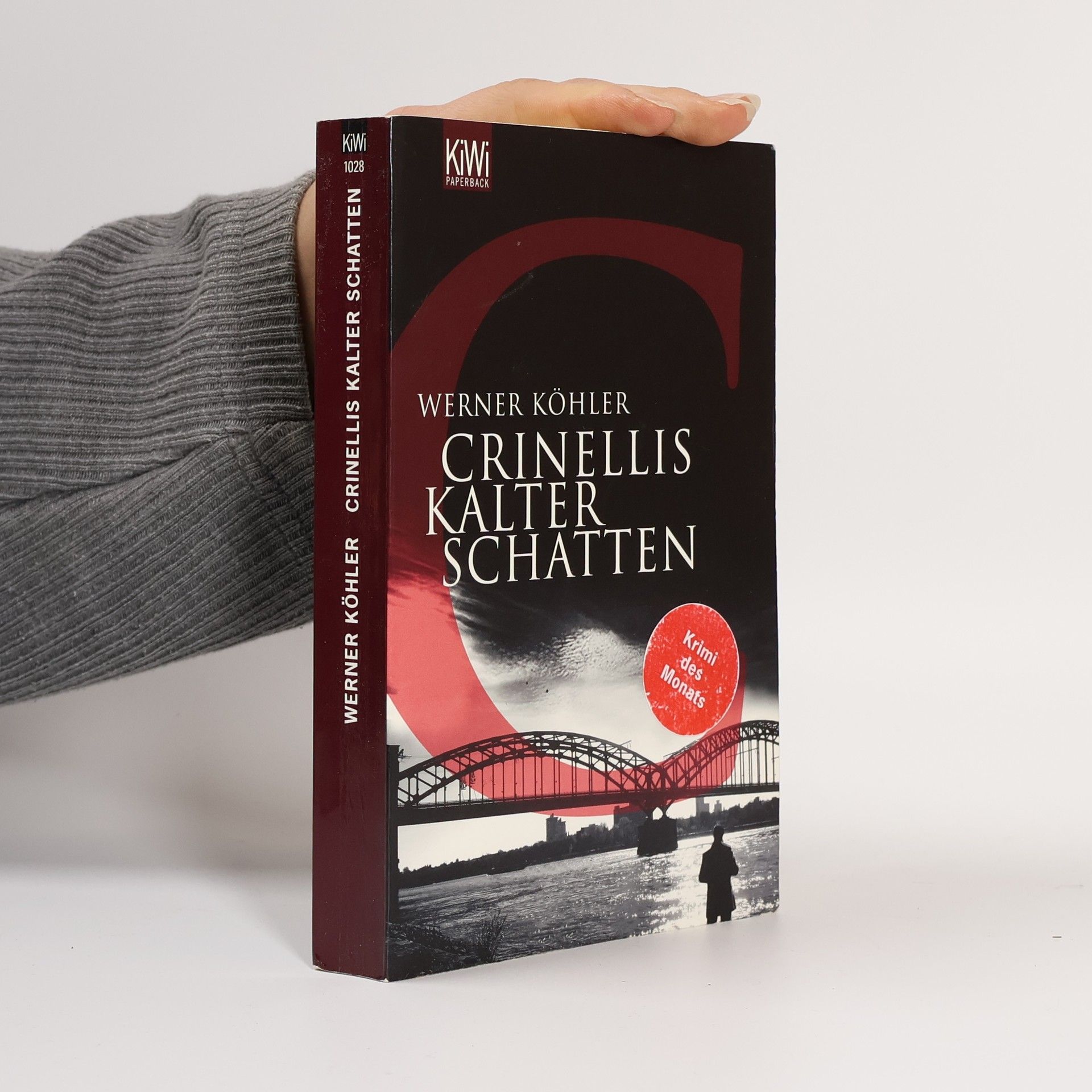 Crinellis kalter Schatten