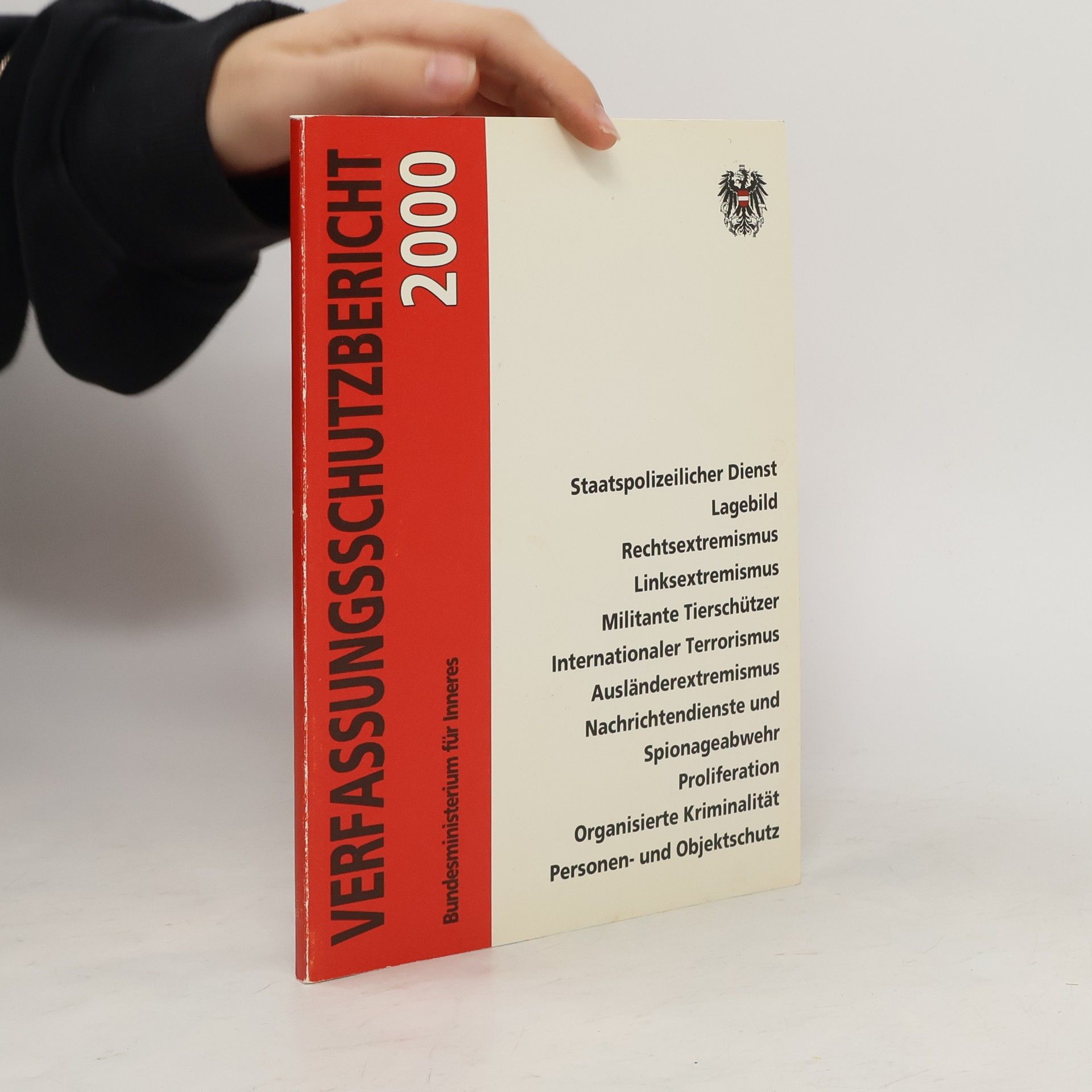 Collectif d'auteurs Verfassungsschutzbericht 2000