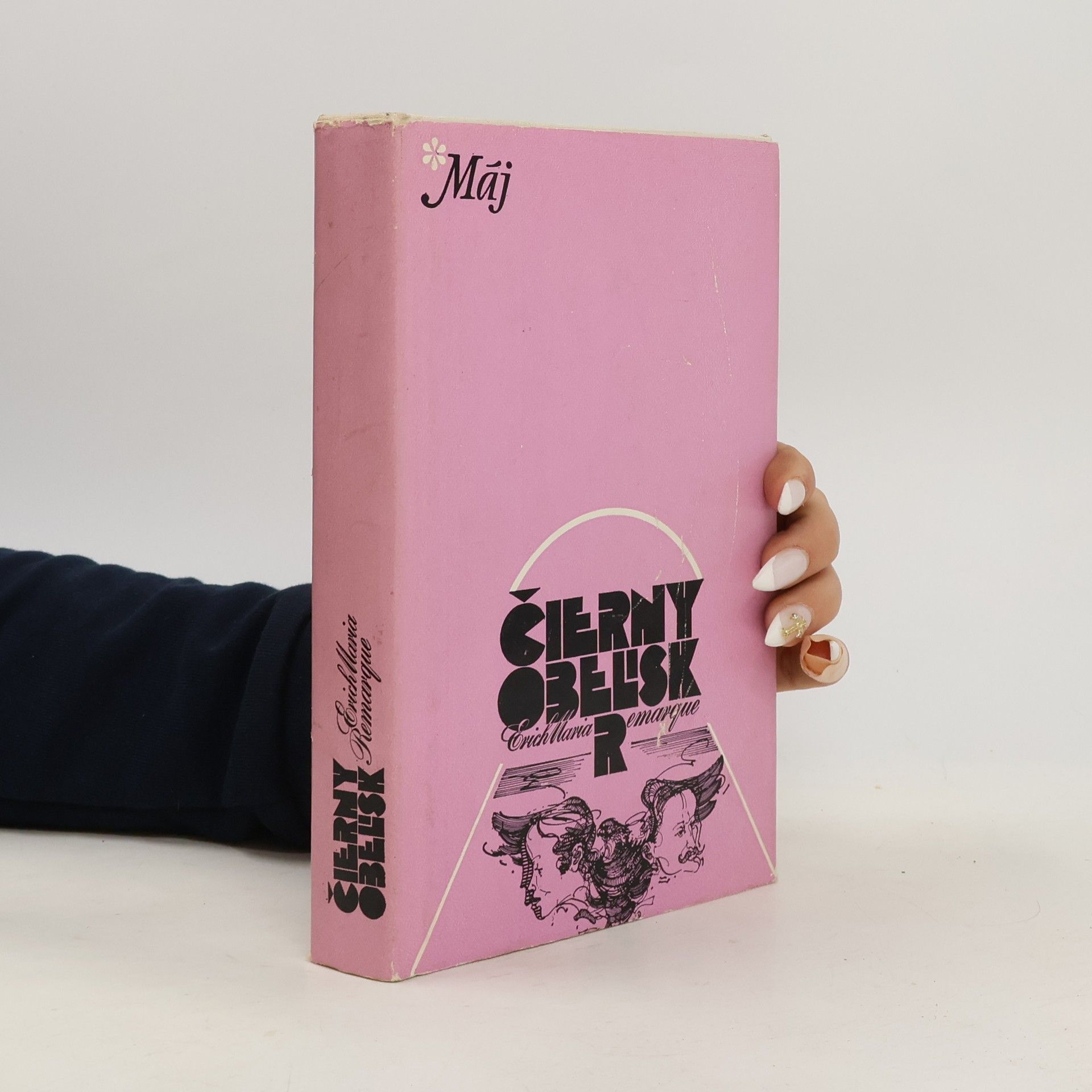 Erich Maria Remarque Čierny obelisk