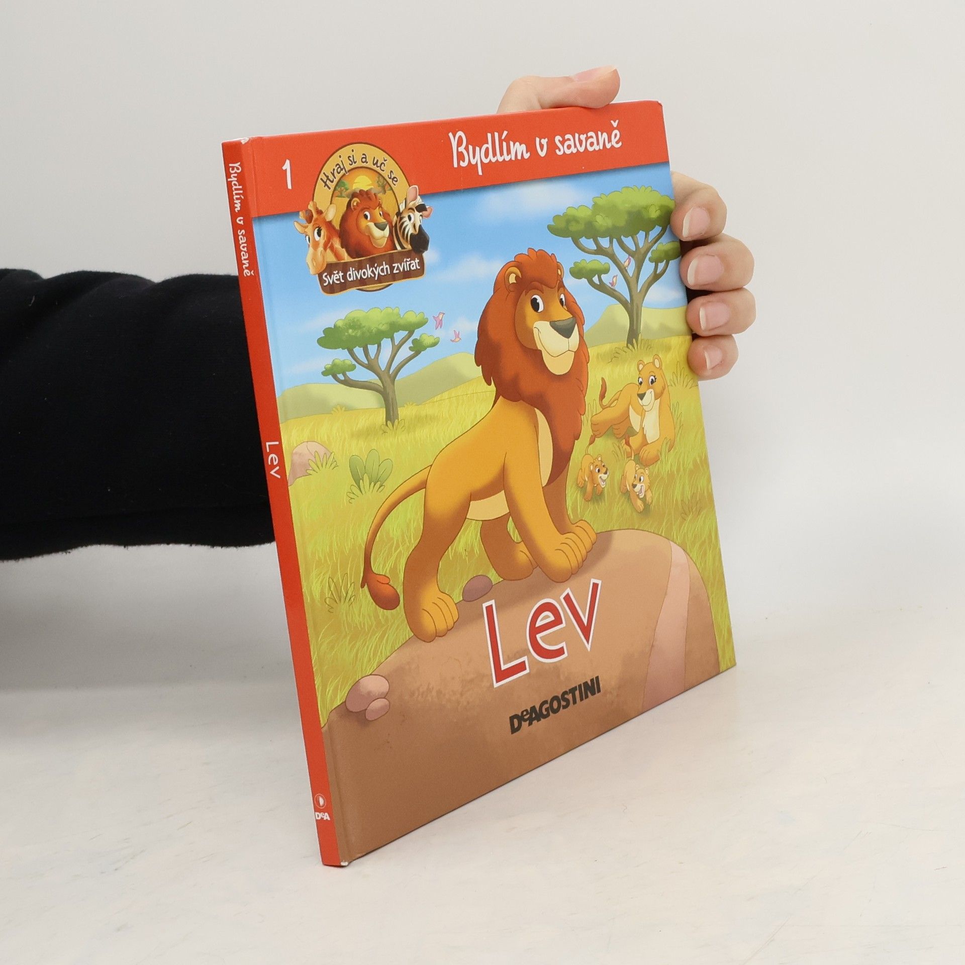 Autorenkollektiv Bydlím v savaně 1. Lev