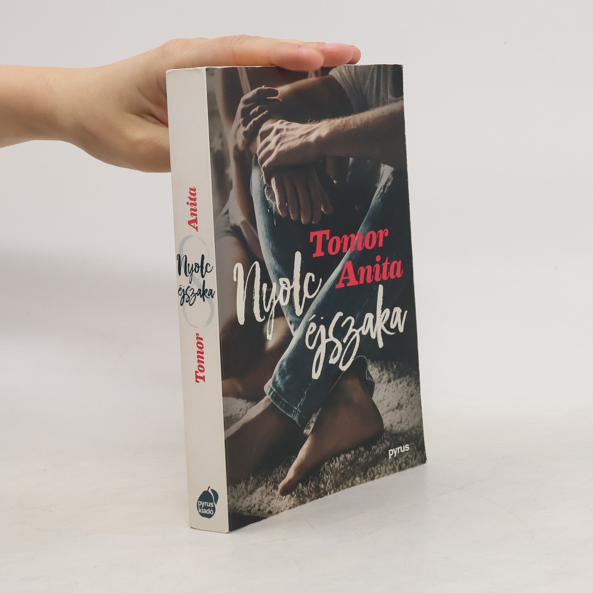 Anita Tomor Nyolc éjszaka