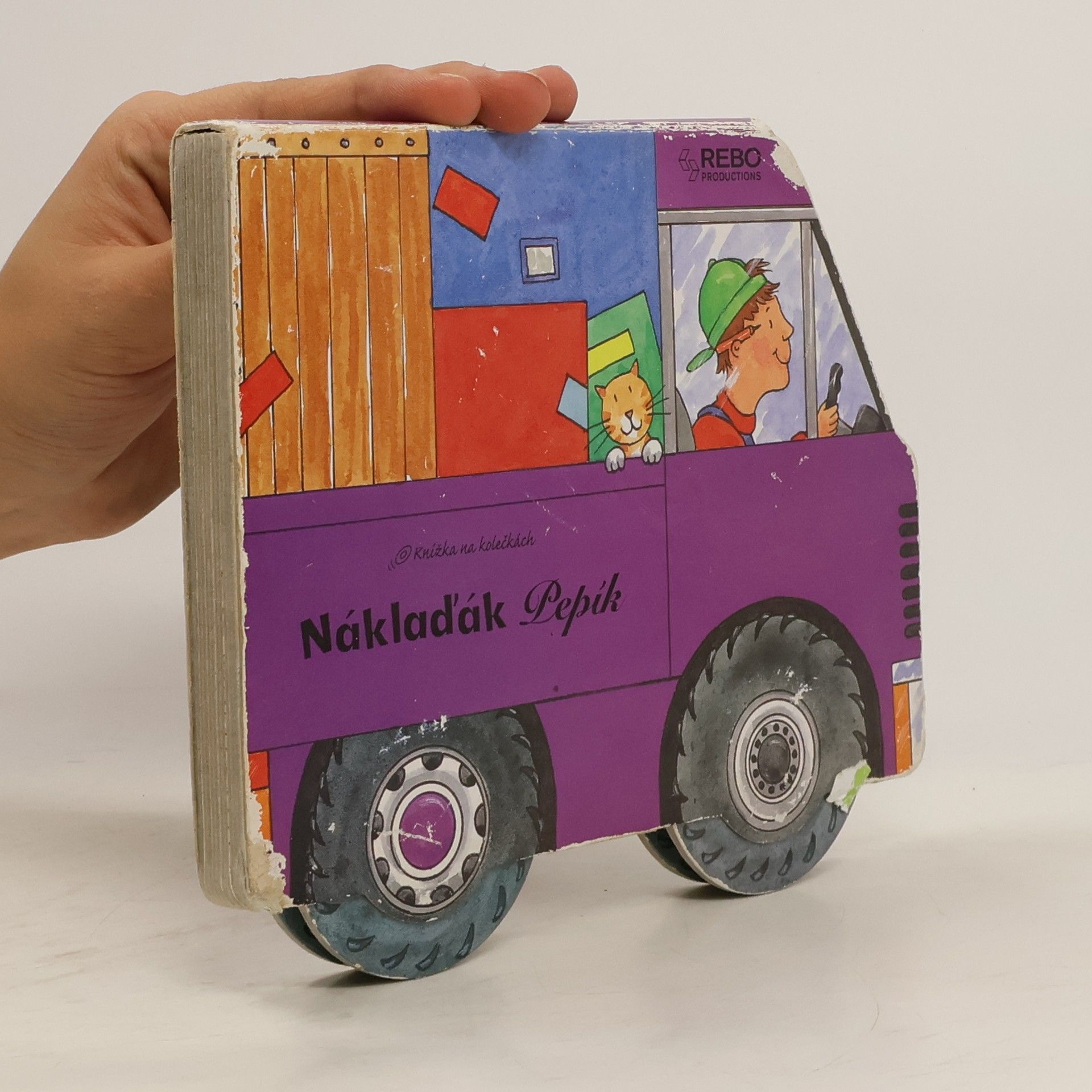 Julia Oliver Náklaďák Pepík