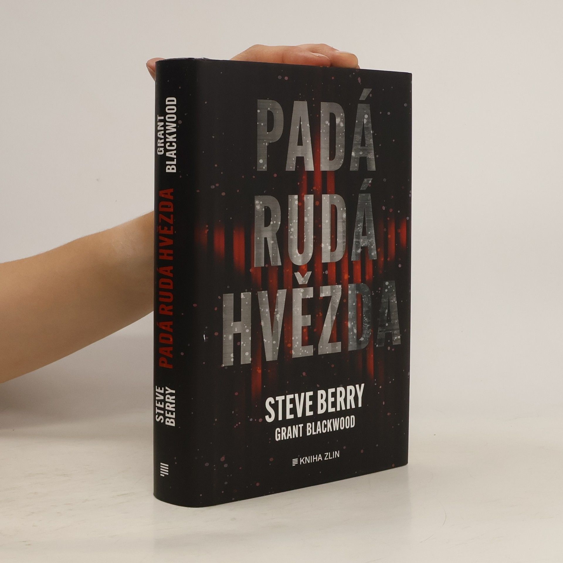 Steve Berry Luke Daniels 2. Padá rudá hvězda