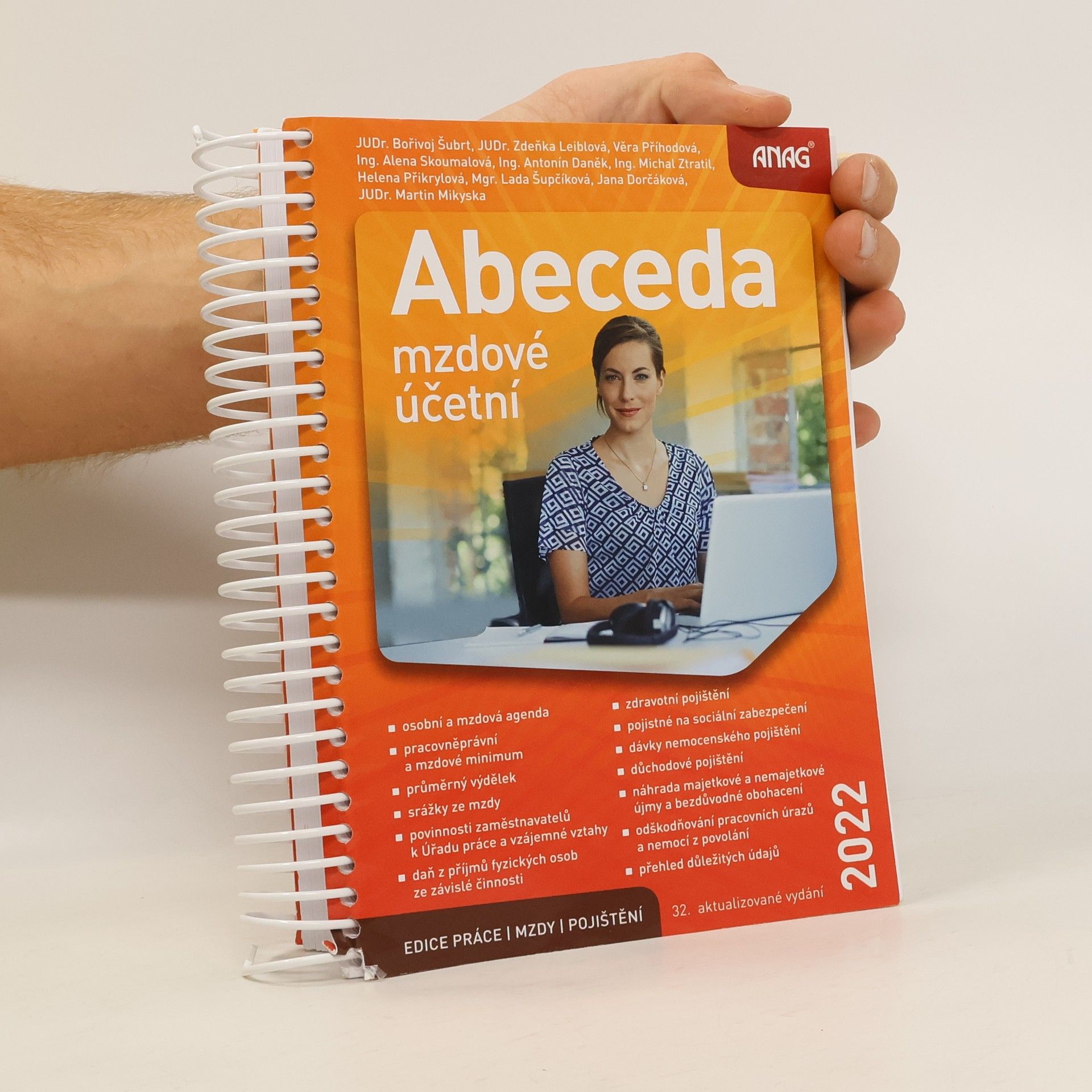 Bořivoj Šubrt Abeceda mzdové účetní 2022 : osobní a mzdová agenda, pracovněprávní a mzdové minimum, průměrný výdělek, ...