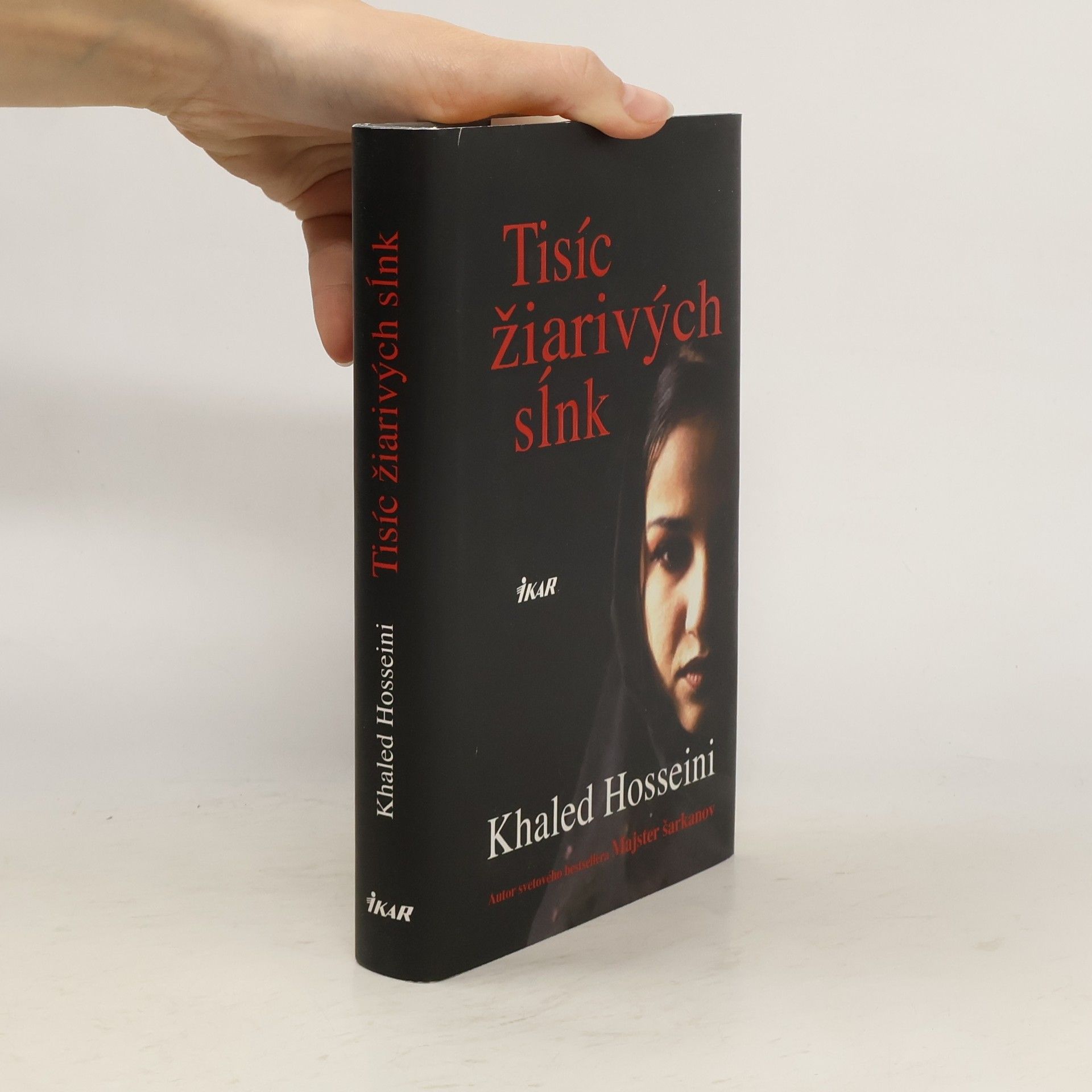 Khaled Hosseini Tisíc žiarivých sĺnk