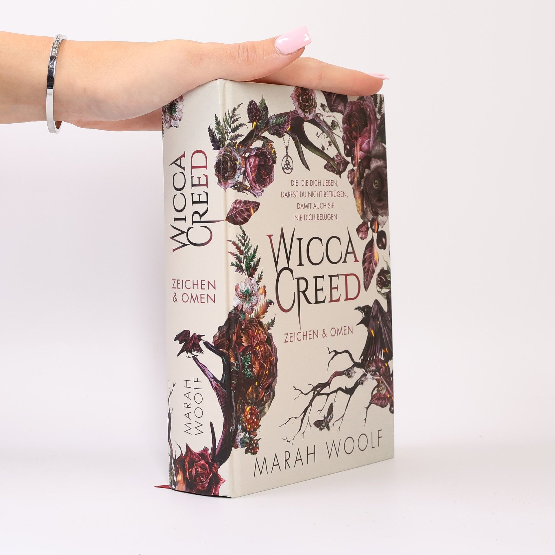 WiccaCreed. Zeichen & Omen