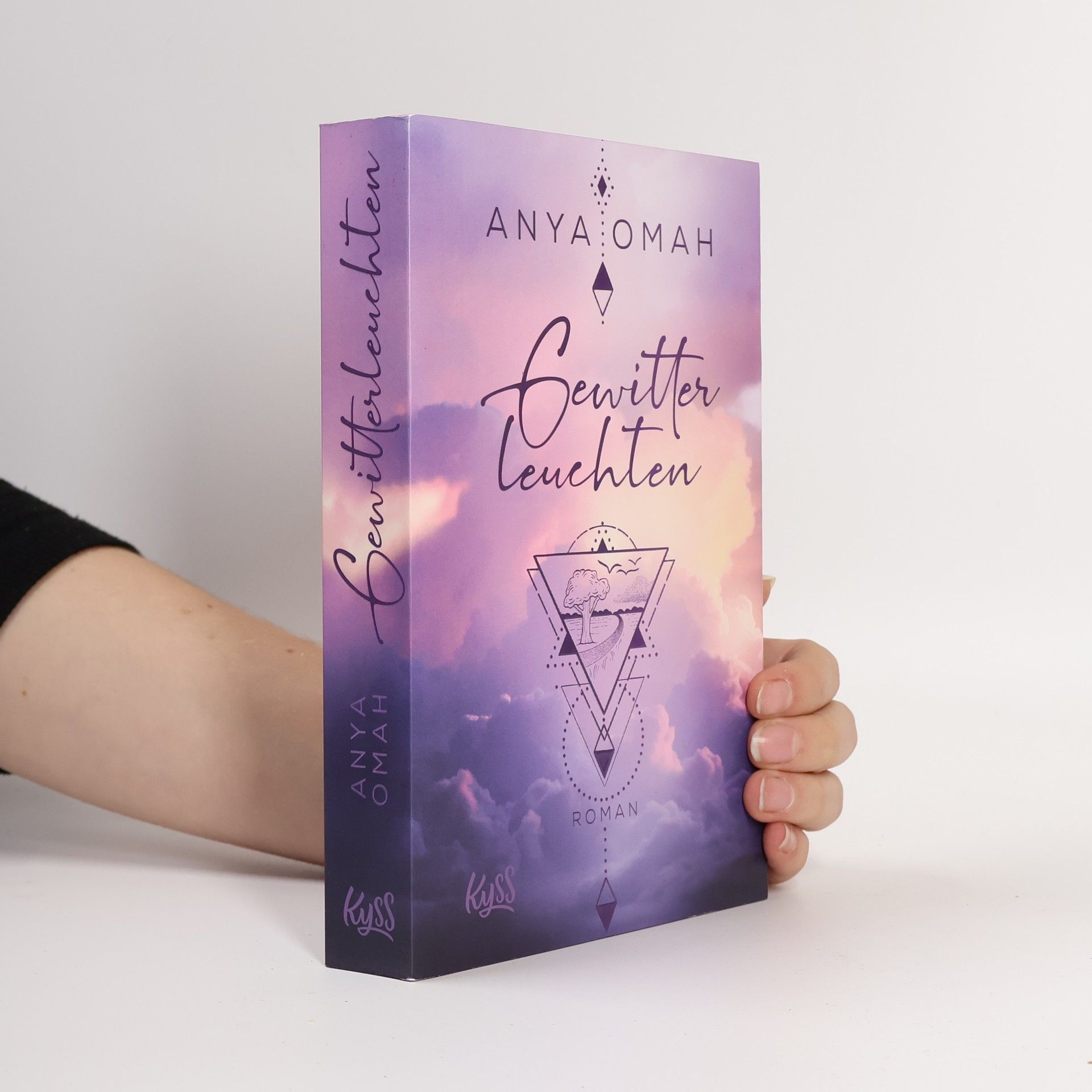 Anya Omah Gewitterleuchten