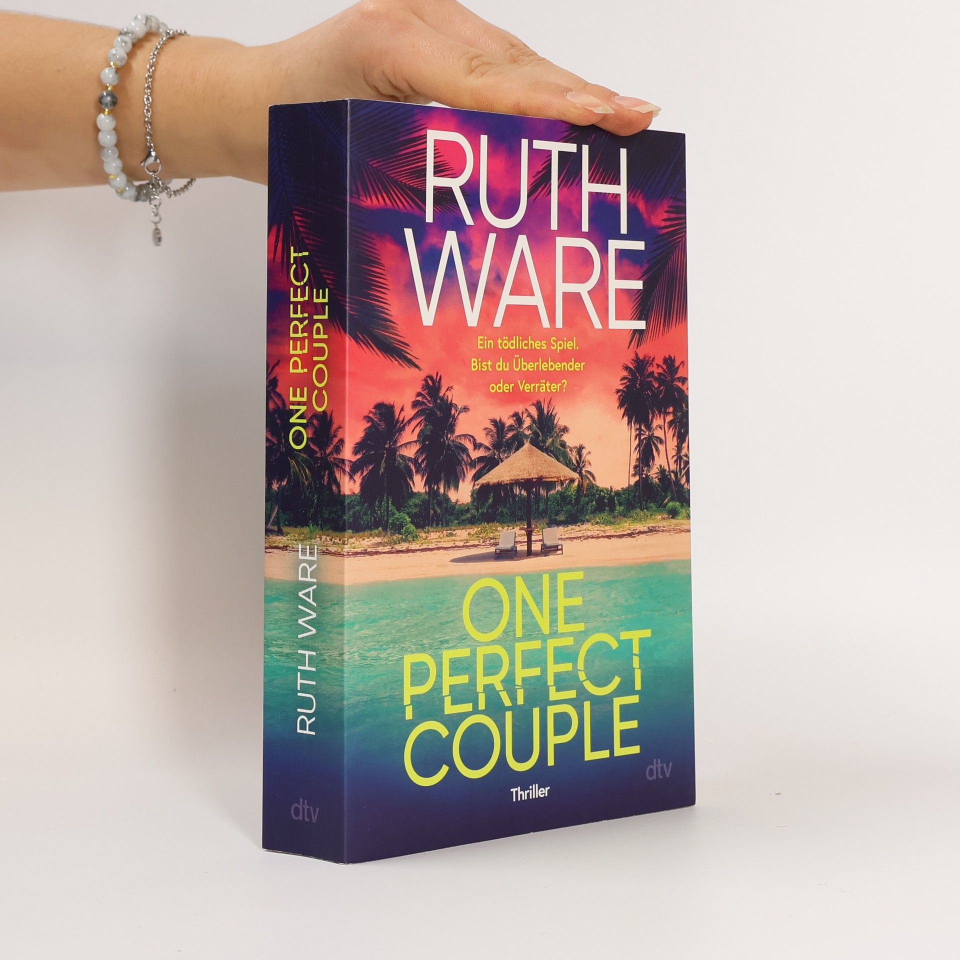 Ruth Ware One Perfect Couple