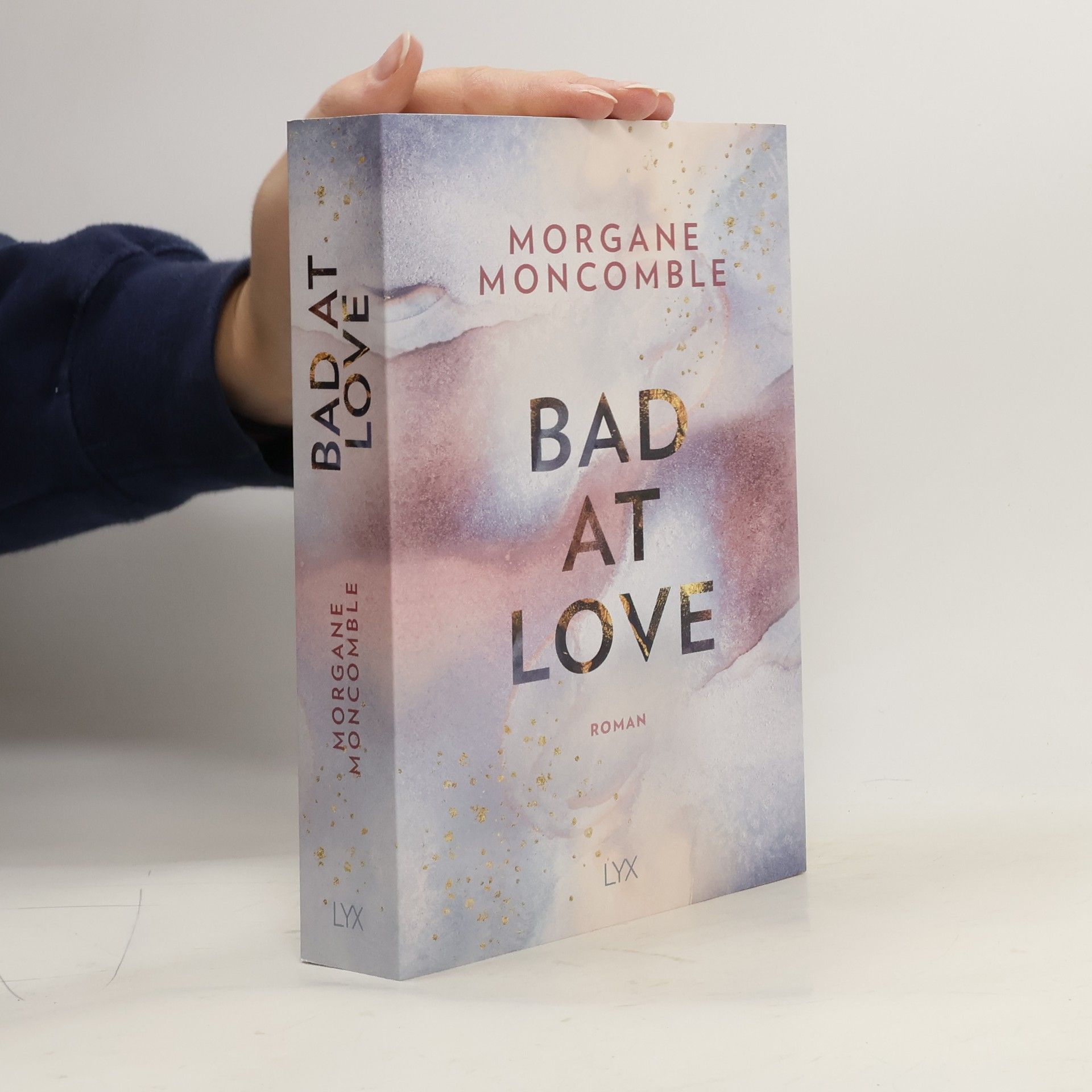 Morgane Moncomble Bad at love