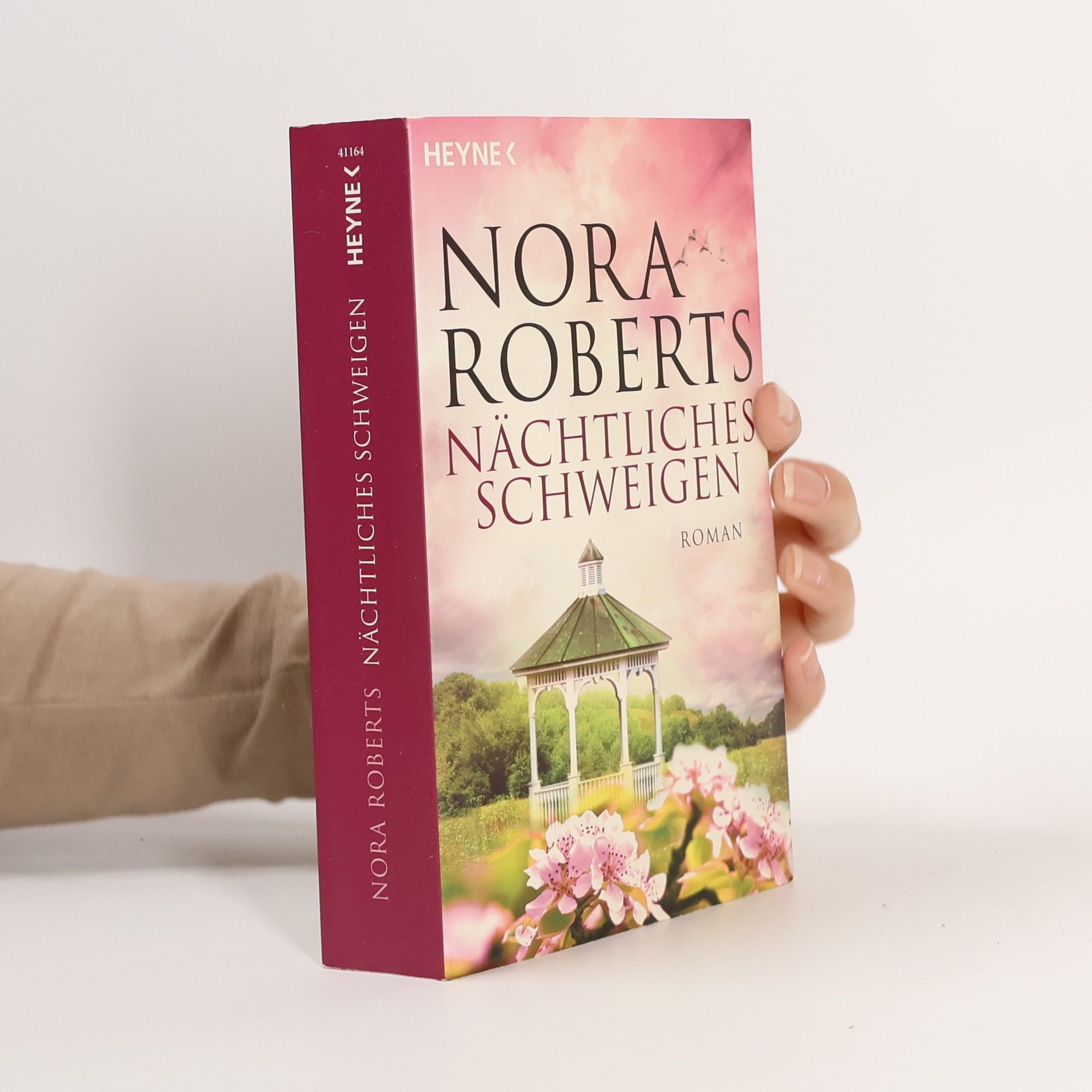 Nora Roberts Nächtliches Schweigen
