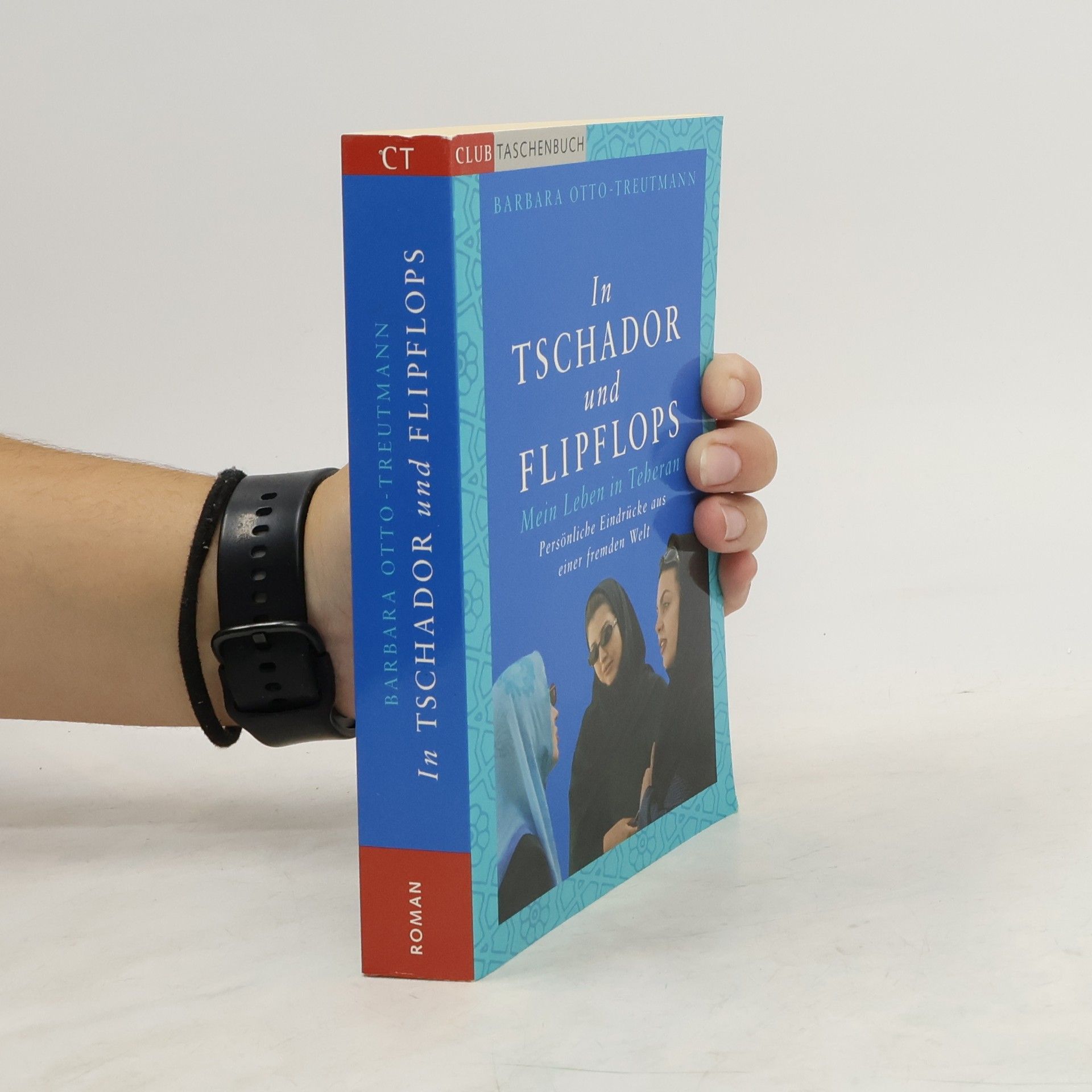 In Tschador und Flipflops