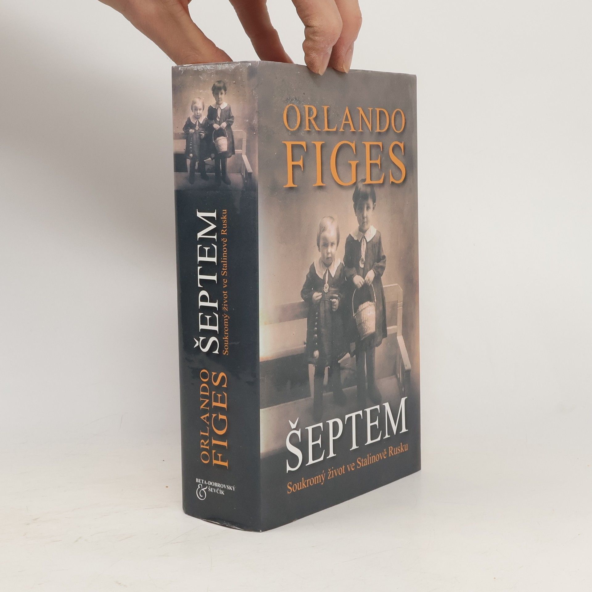 Orlando Figes Šeptem