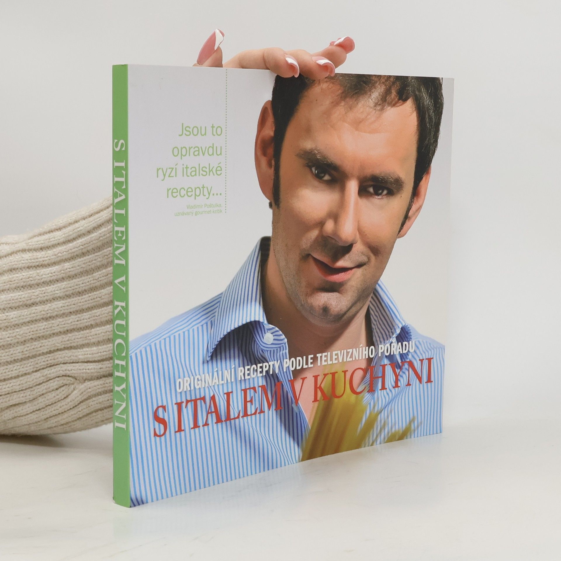 Emanuele Ridi S Italem v kuchyni