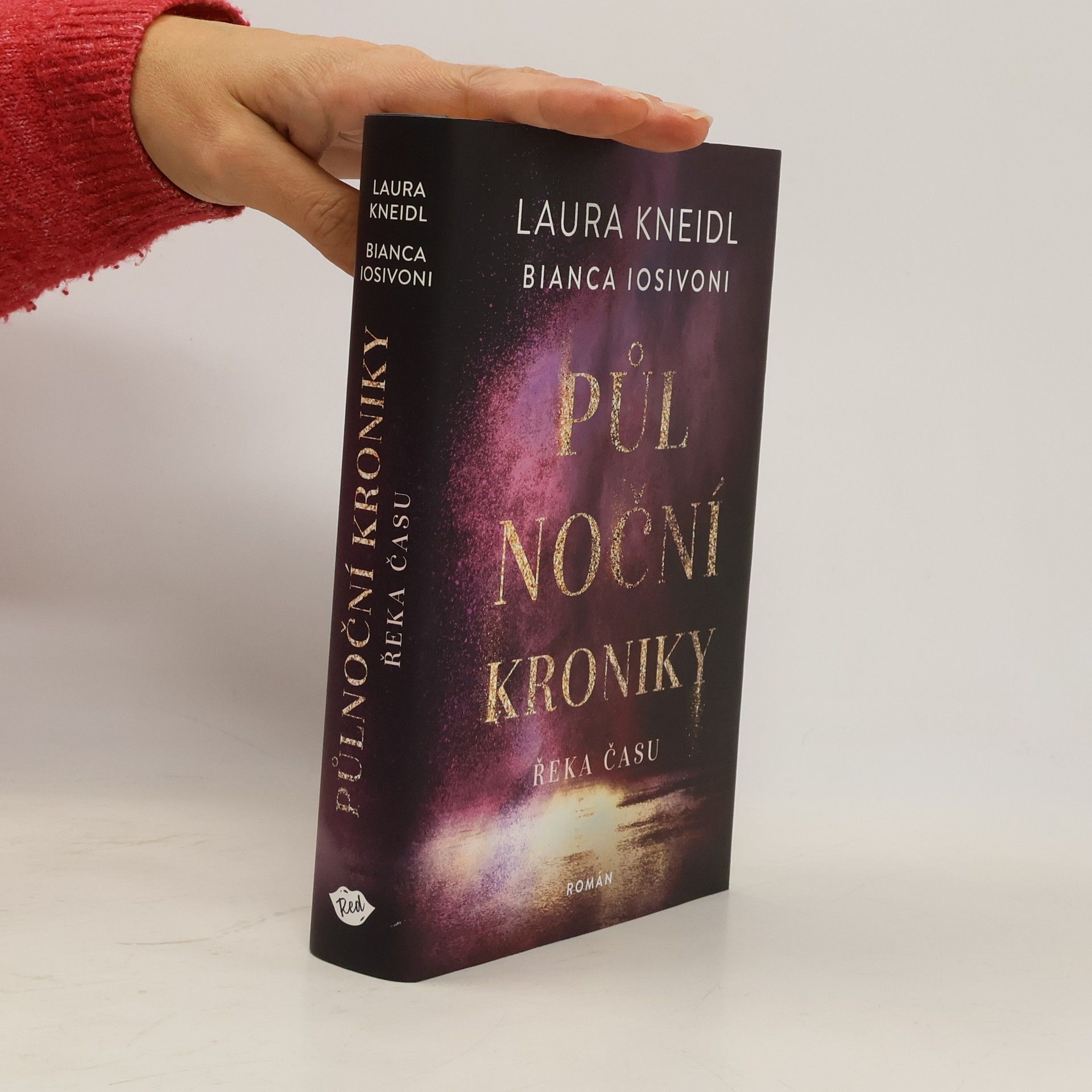 Půlnoční kroniky. Řeka času