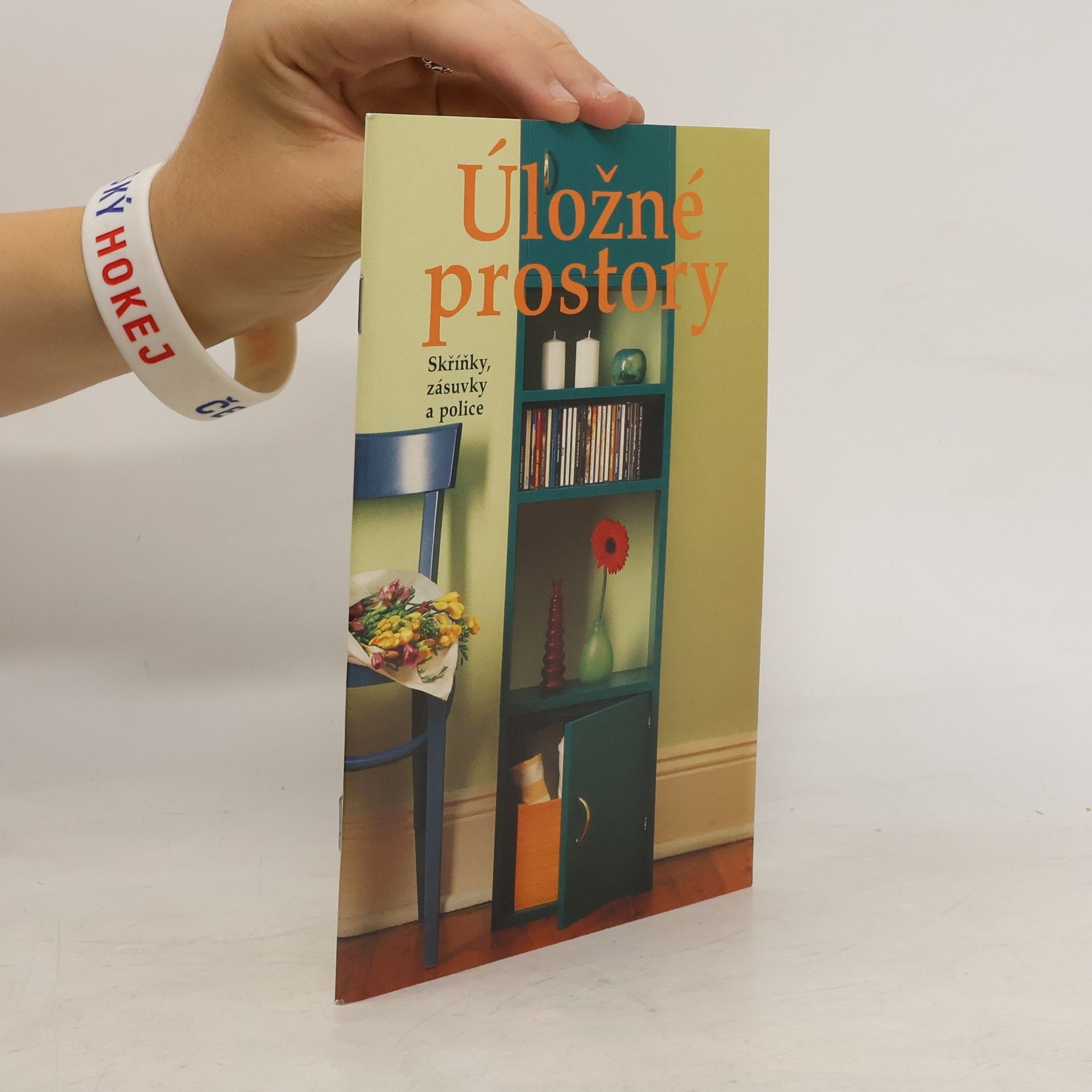 John Bowler Úložné prostory