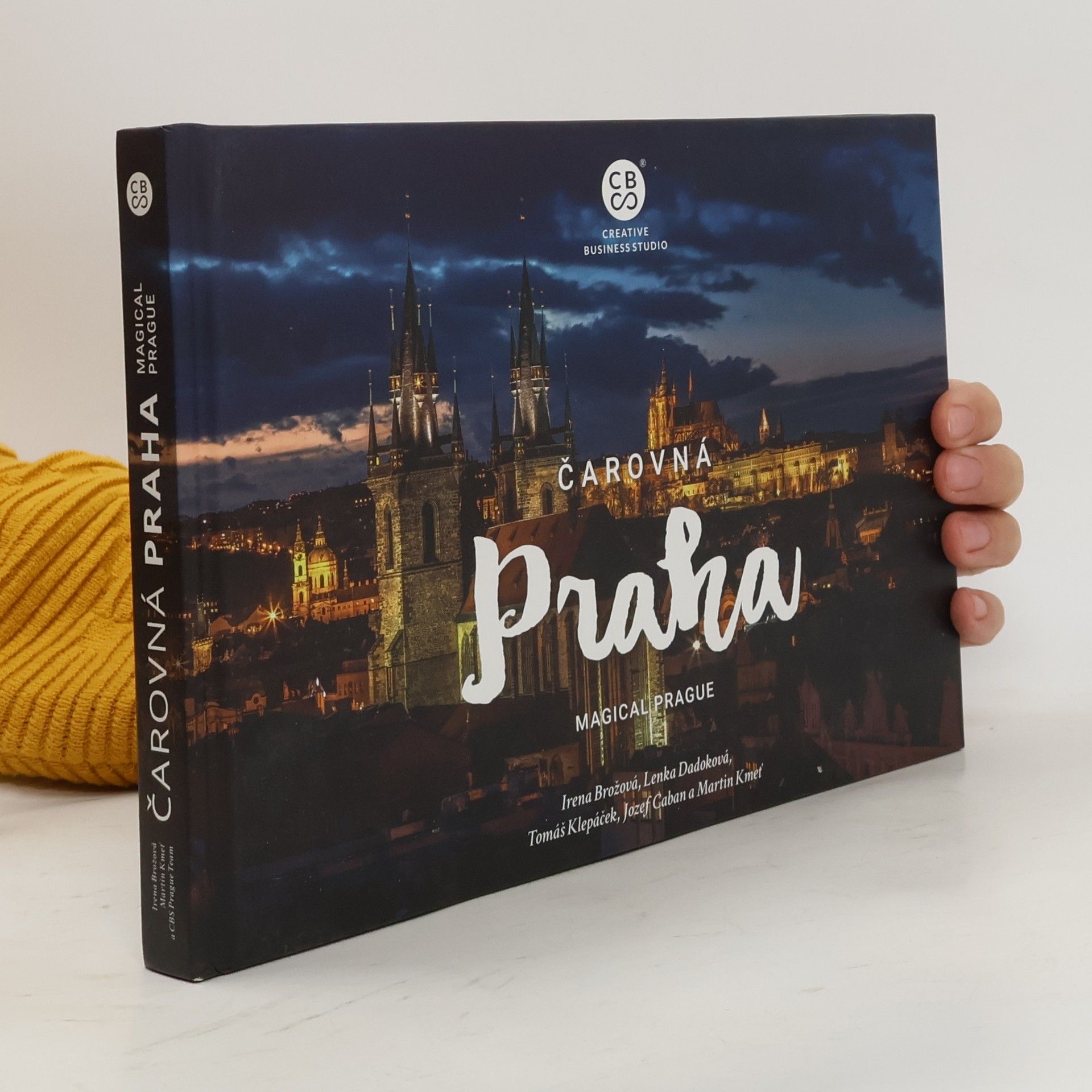 Kolektiv autorů Čarovná Praha = Magical Prague