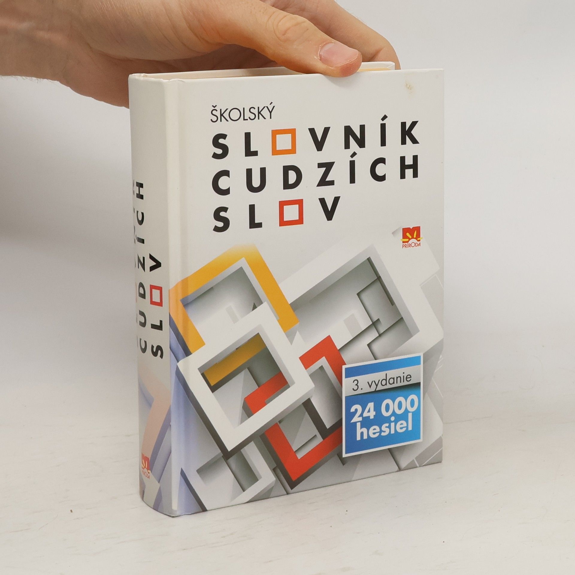 Roman Mikuláš Školský slovník cudzích slov : 24000 hesiel