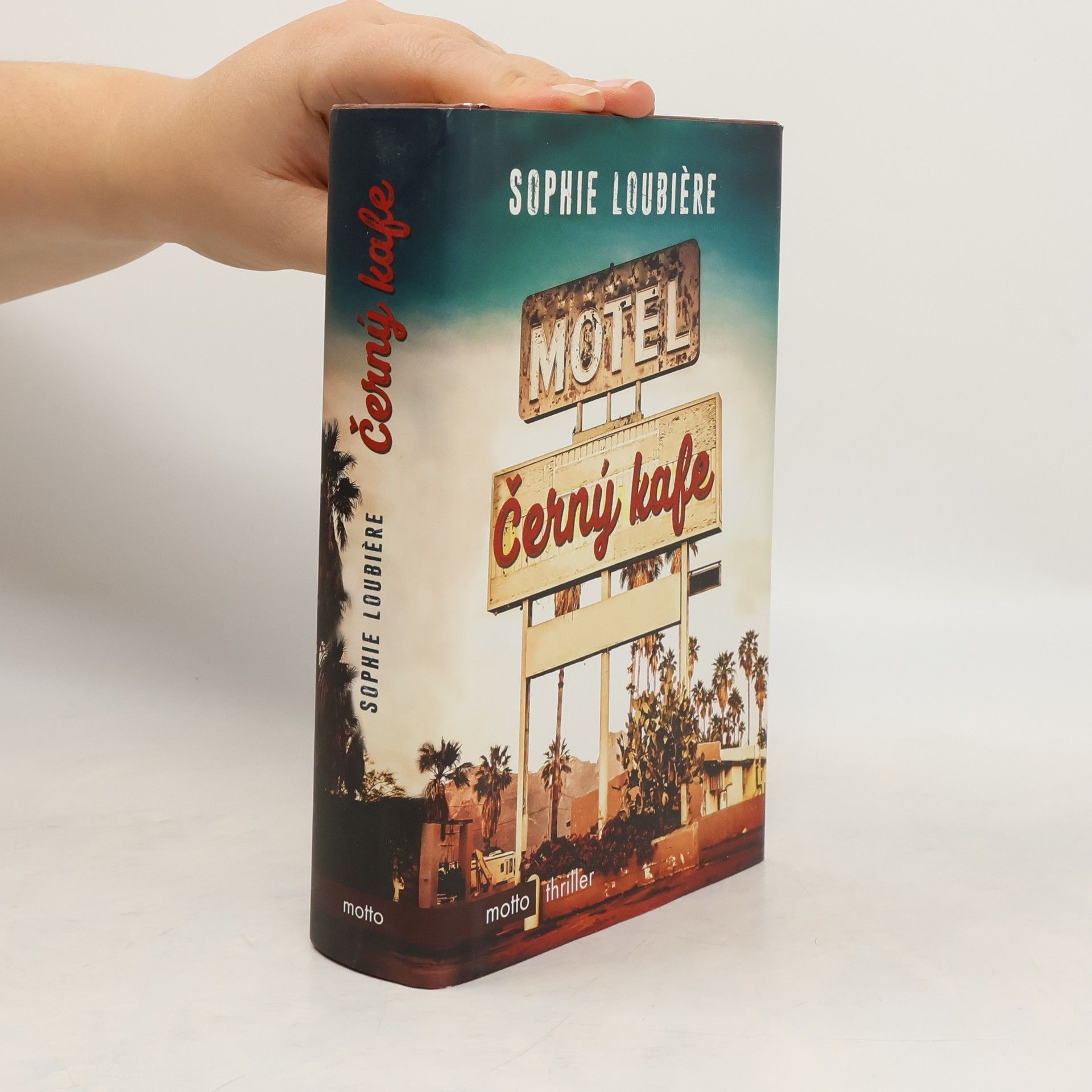 Sophie Loubière Černý kafe