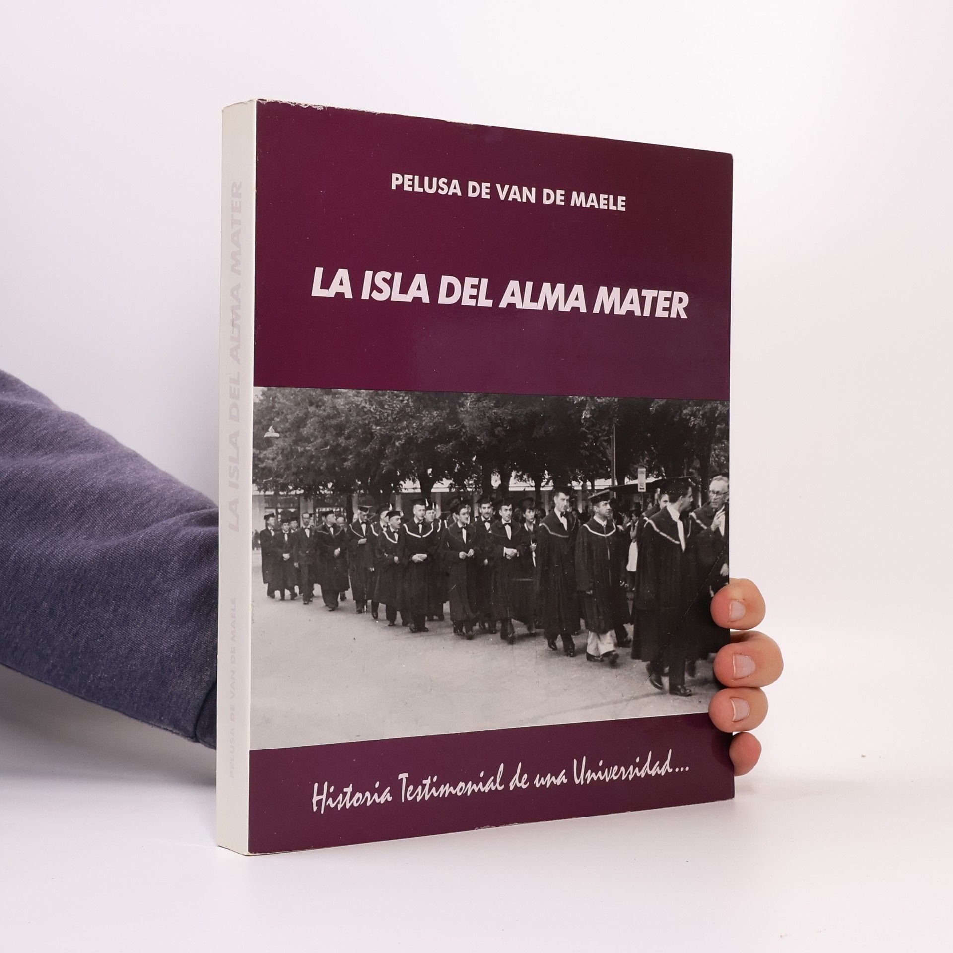 Pelusa de Van de Maele La isla del alma máter