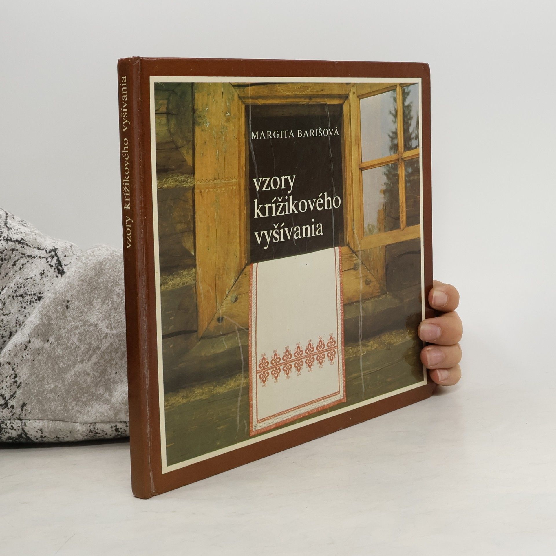 Margita Barišová Vzory krížikového vyšívania