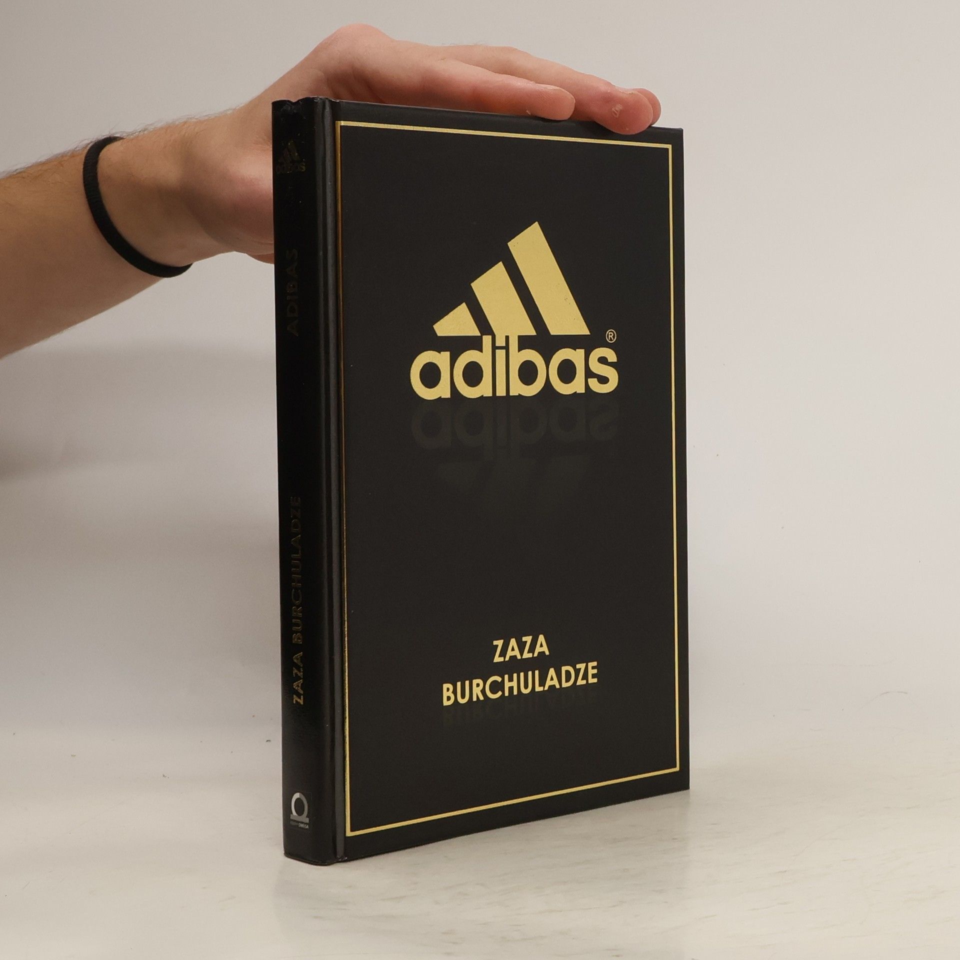 Zaza Burc ulaje Adibas