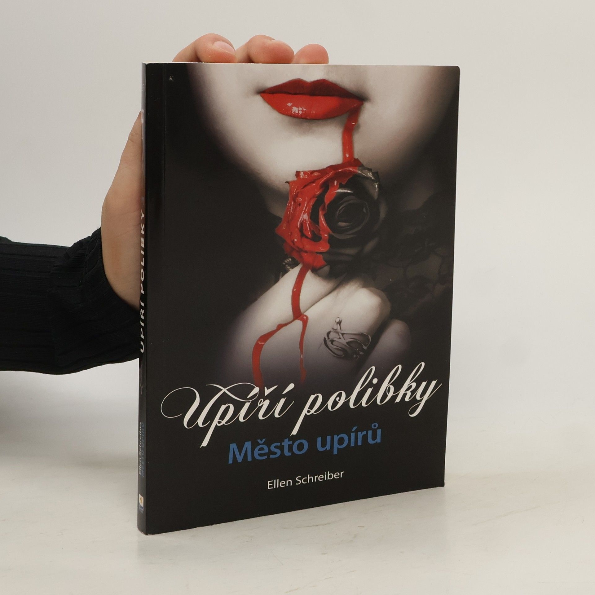 Ellen Schreiber Upíří polibky. Město upírů