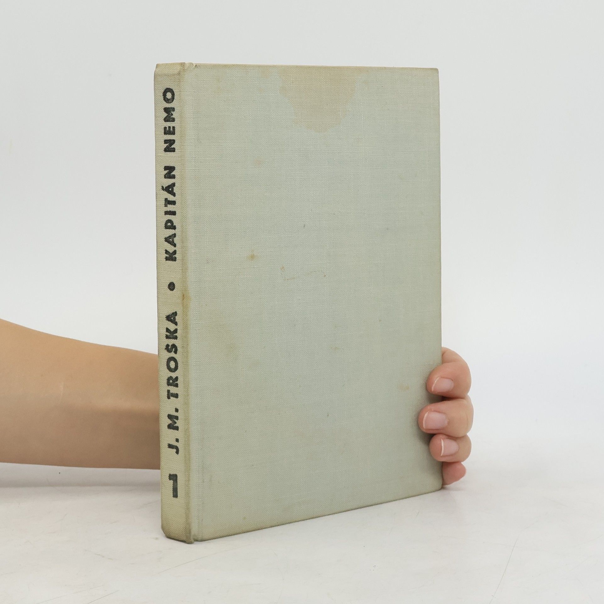 J. M. Troska Kapitán Nemo 1. Nemova říše