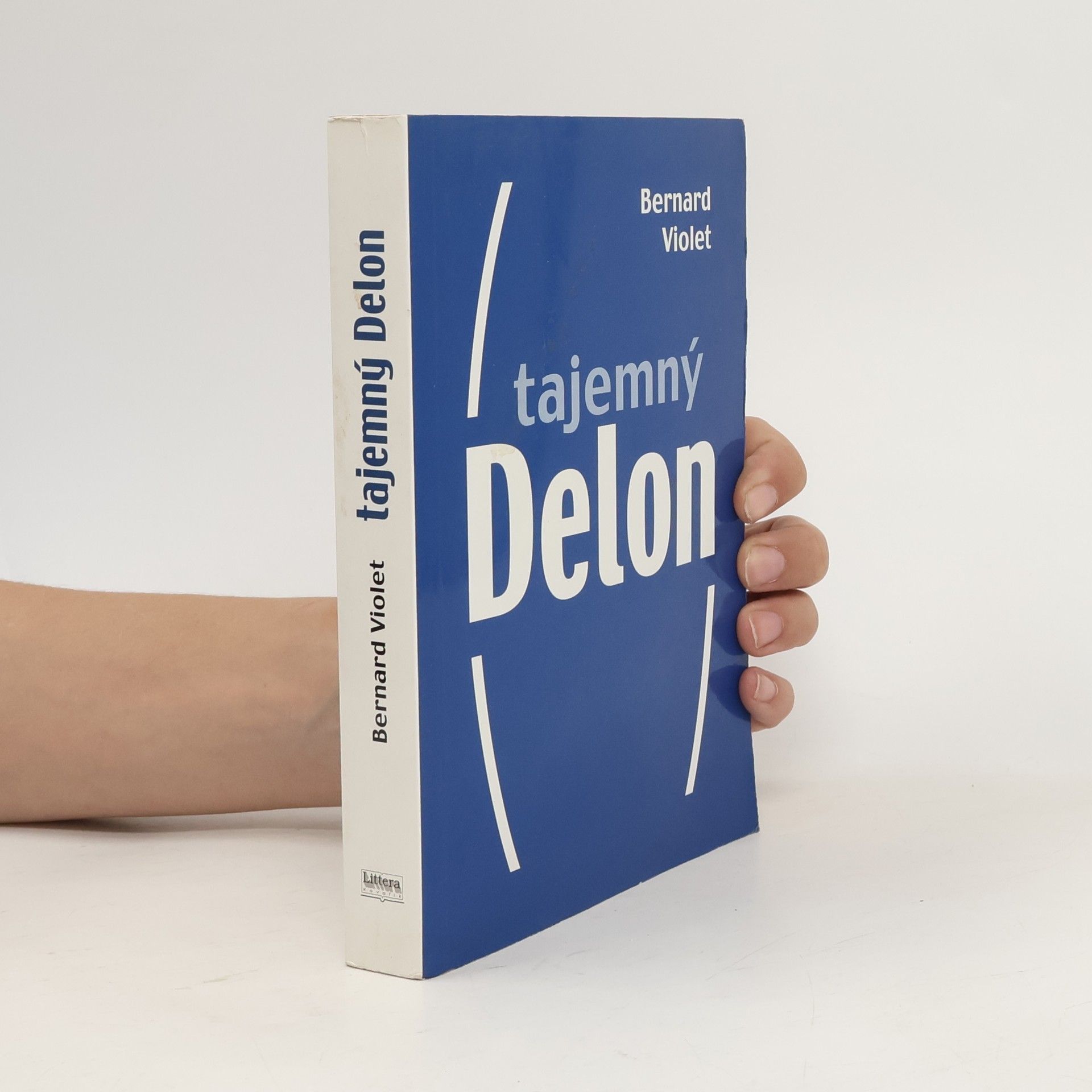 Bernard Violet Tajemný Delon