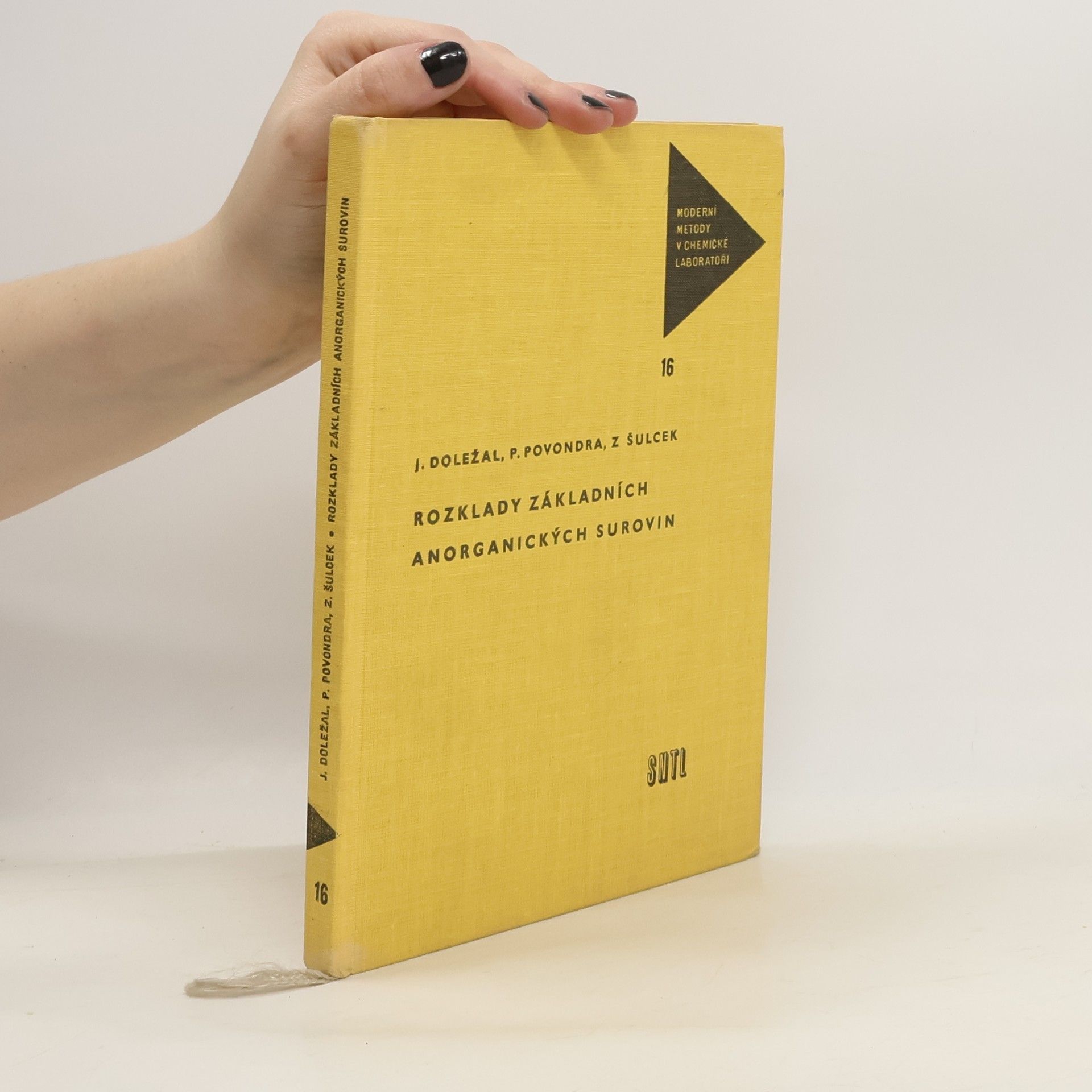 Rozklady základních anorganických surovin